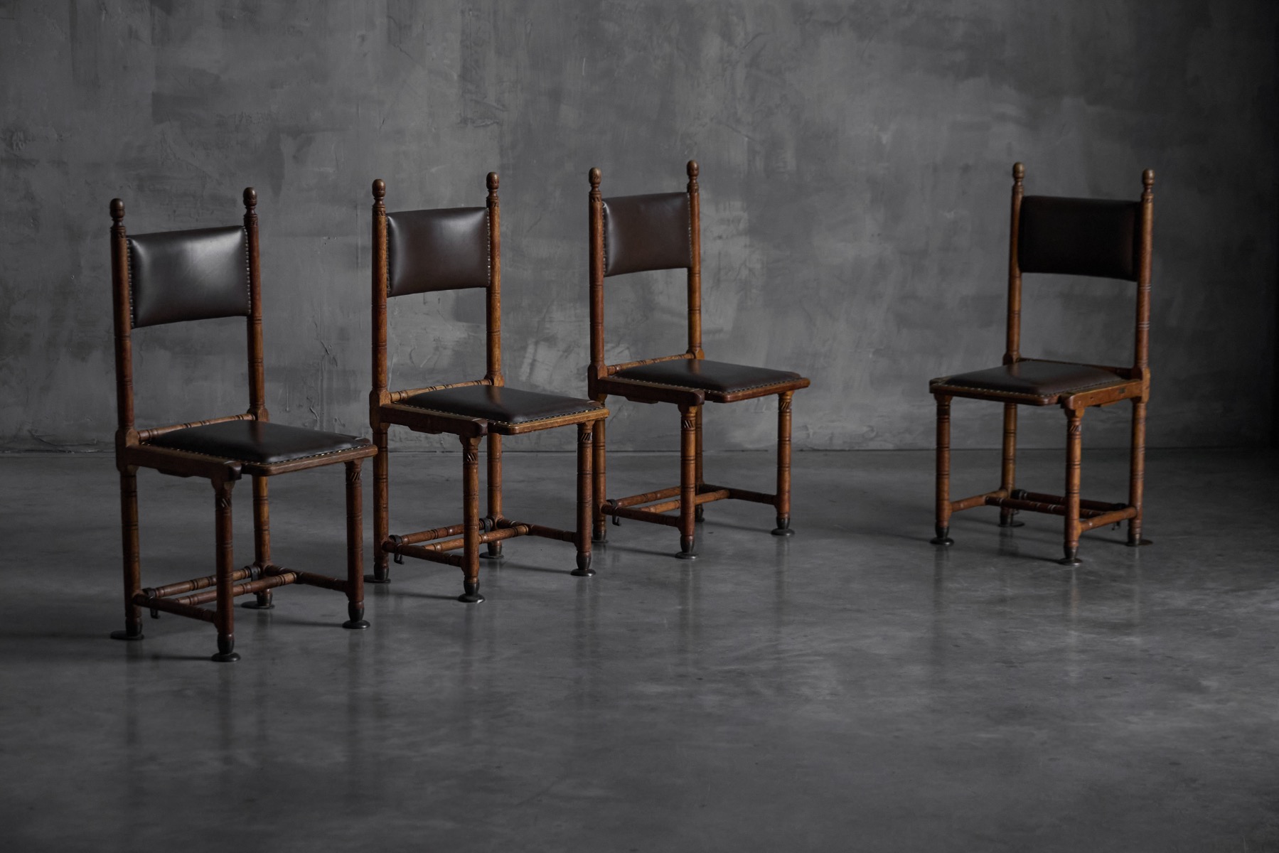 Arts & Crafts Chairs by H.P. Berlage, Netherlands - Early 20th Century