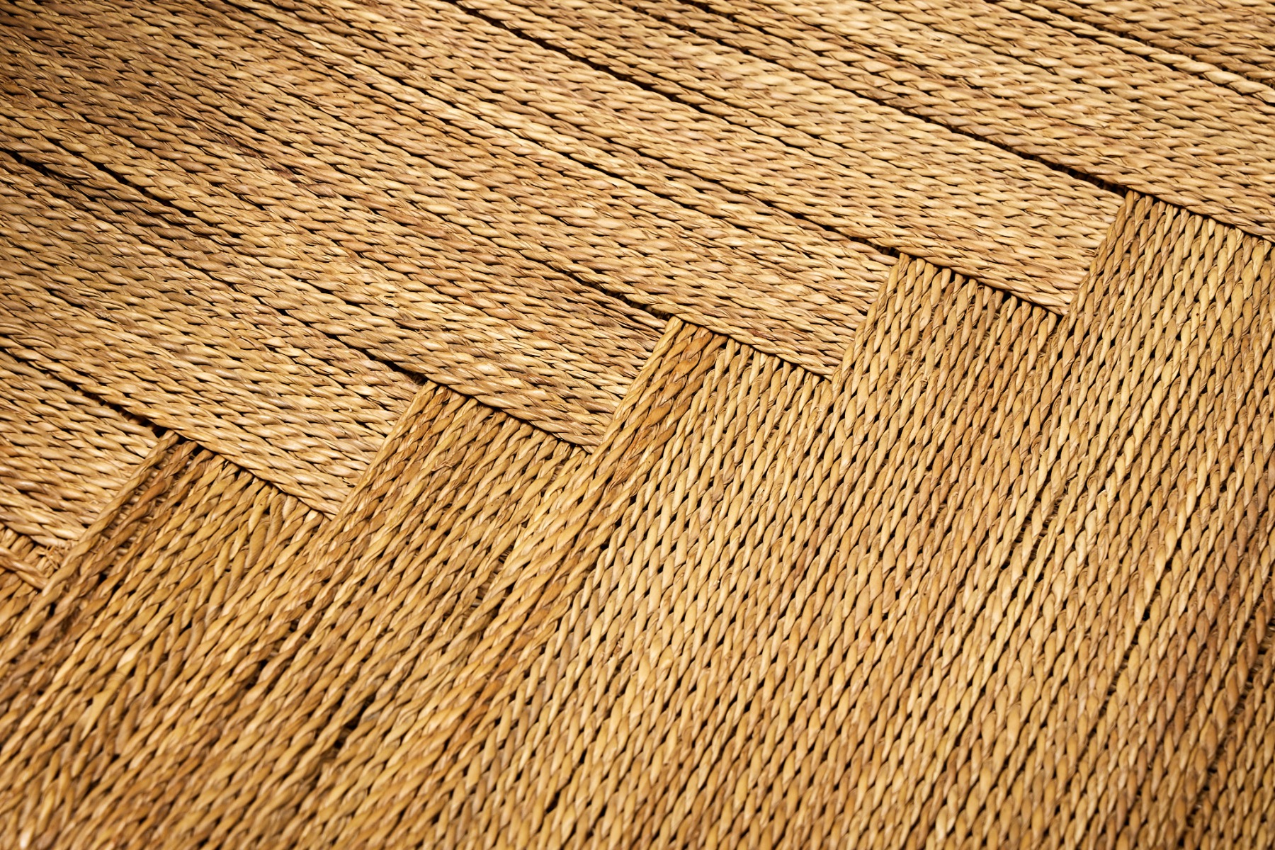 Authentic 1930s easy chair in wood and rope design