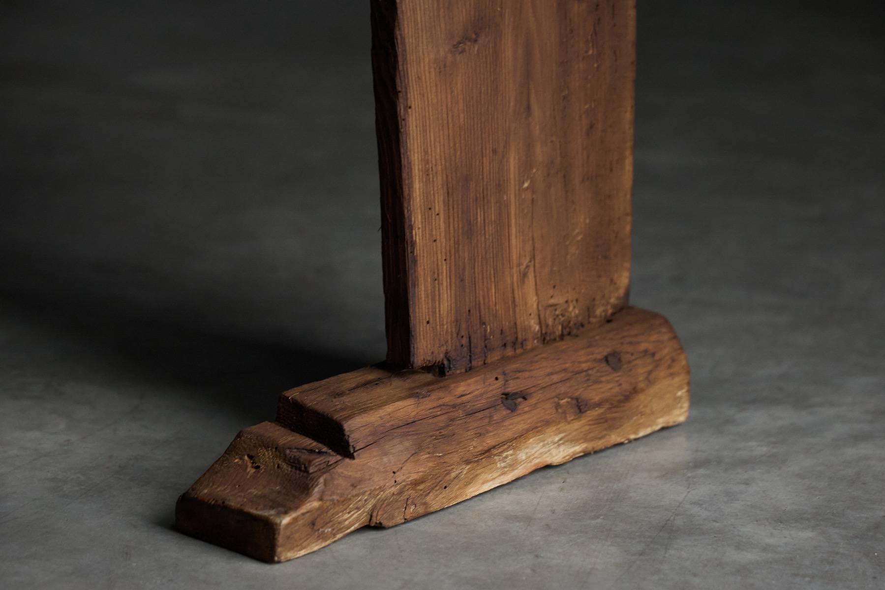 Authentic vernacular brutalist bookcase
