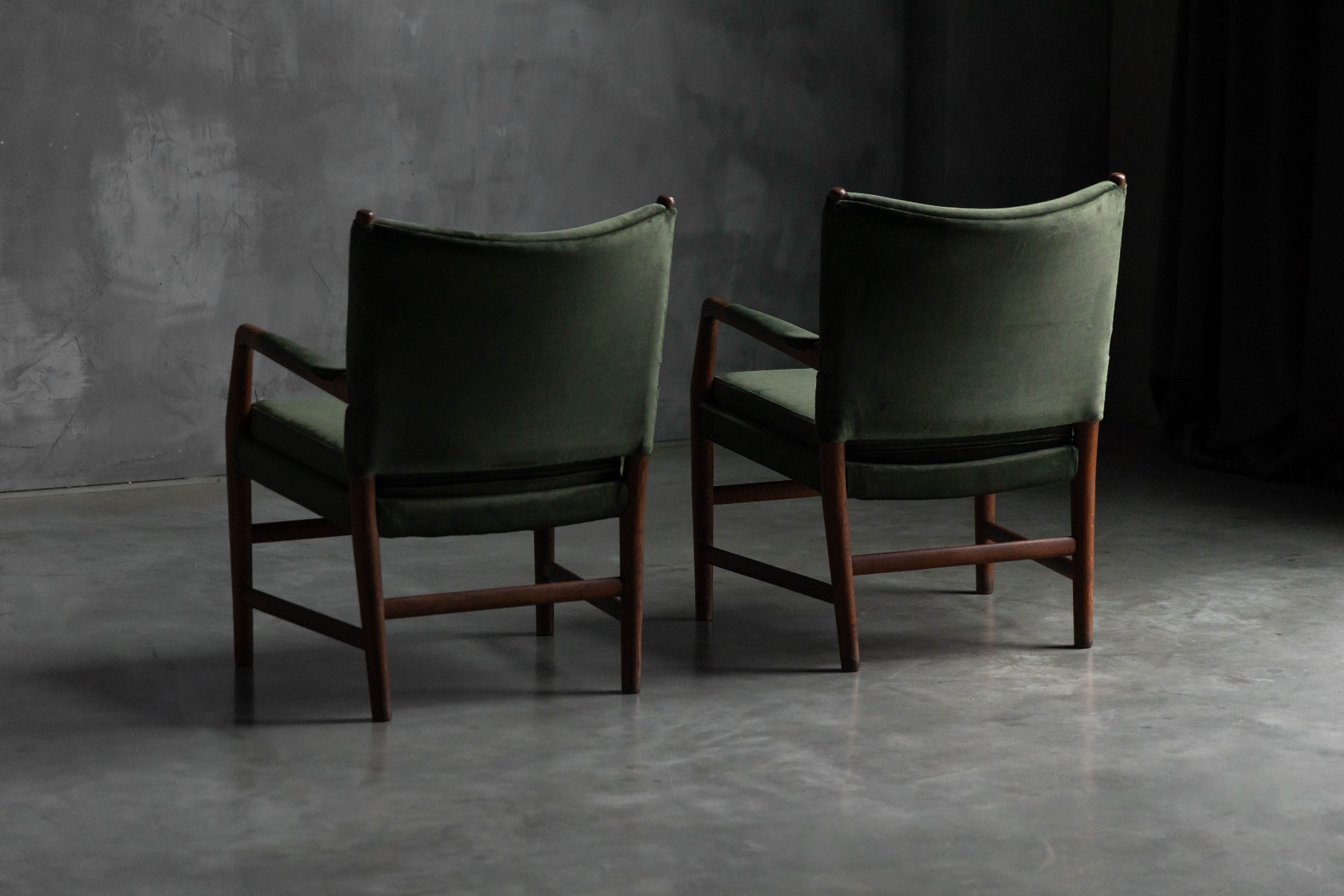 Classic conference chairs by Hans J Wegner from the 1940s