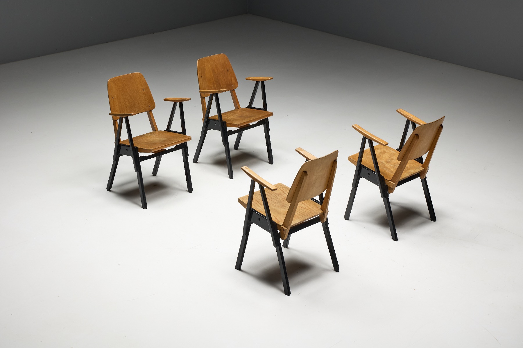 Dutch design Palais de Tokyo 1950s