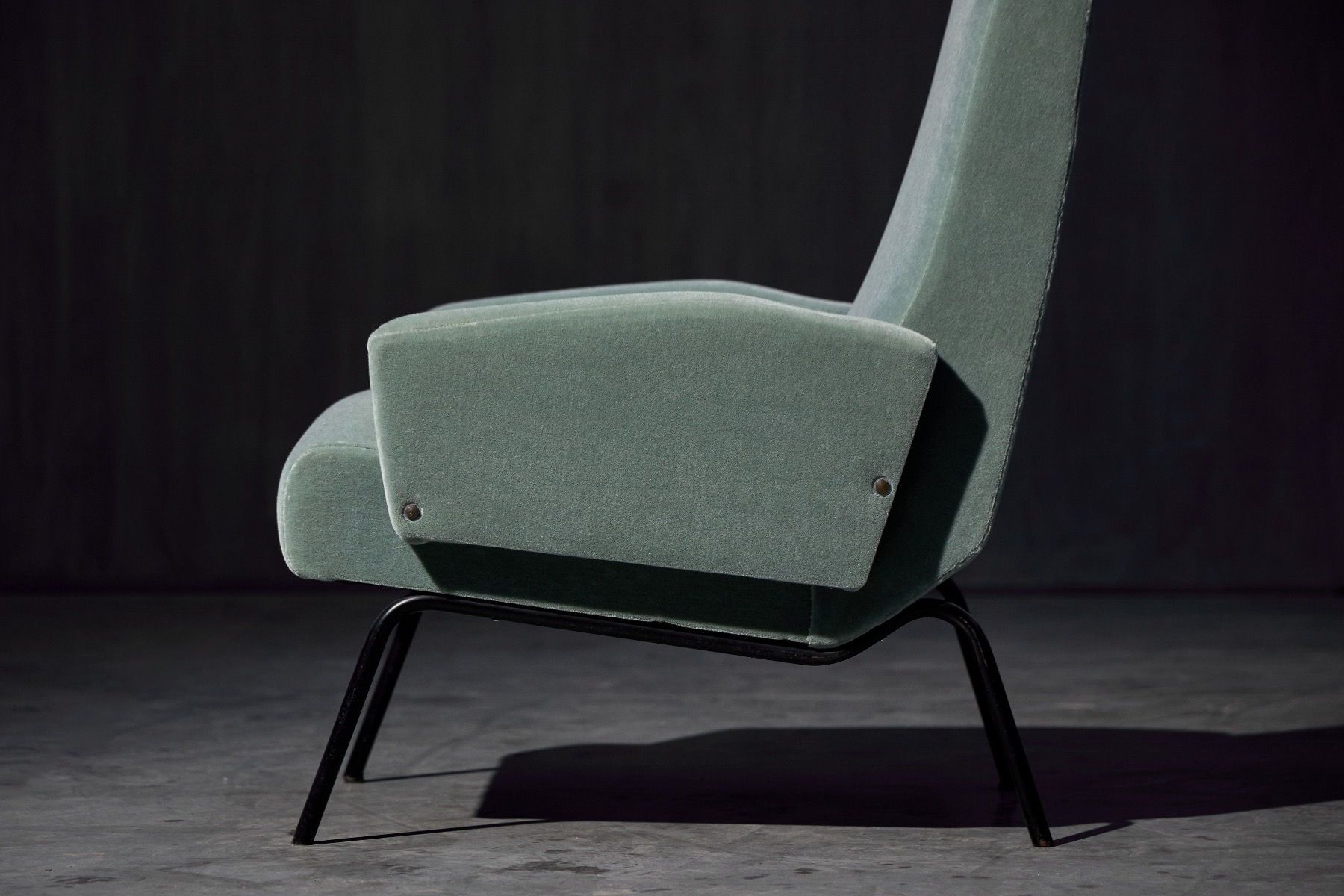 Gallery level Rinaldi style lounge chairs