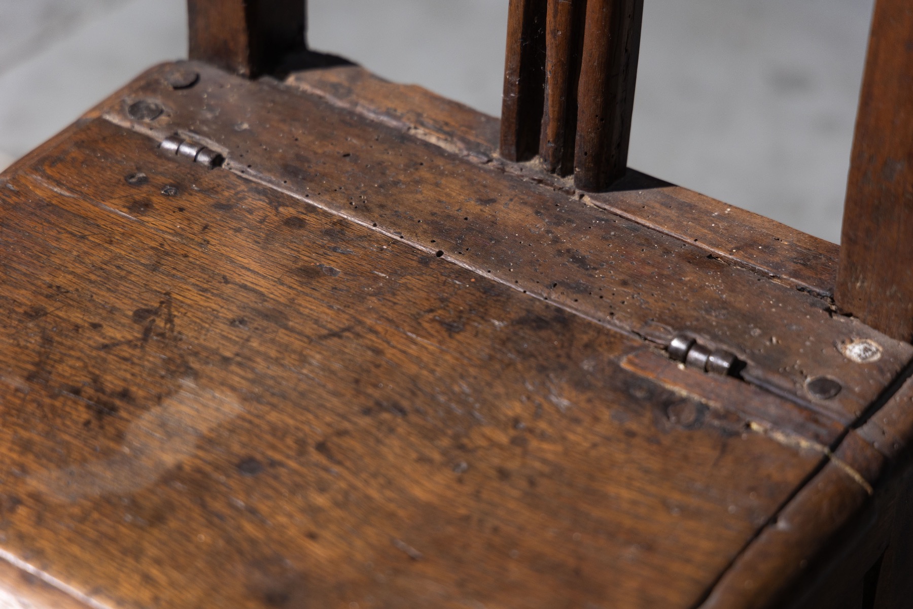 Rustic farmhouse chair with built in storage