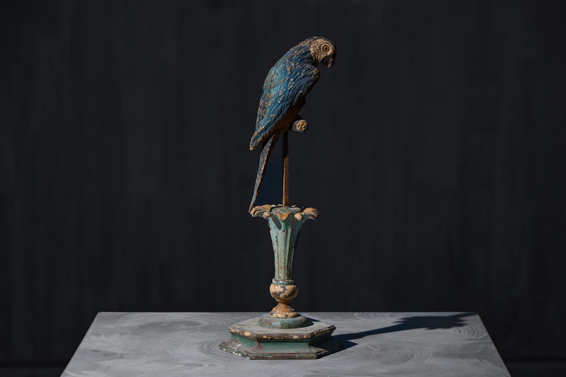 Neoclassical bird sculptures with traditional design
