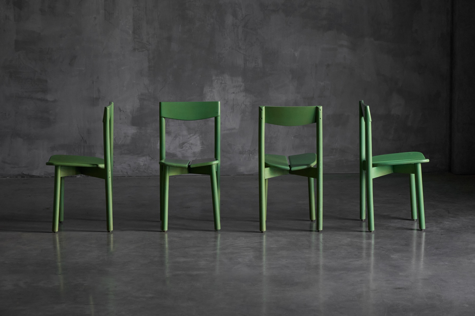 Organic form green dining chair from the 1960s