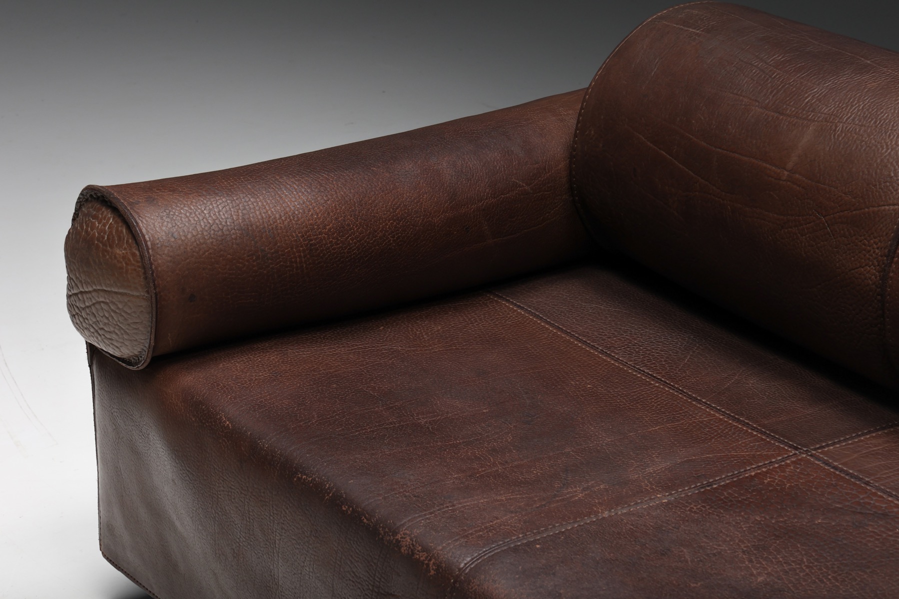 Retro buffalo leather sofa in Marzio Cecchi style