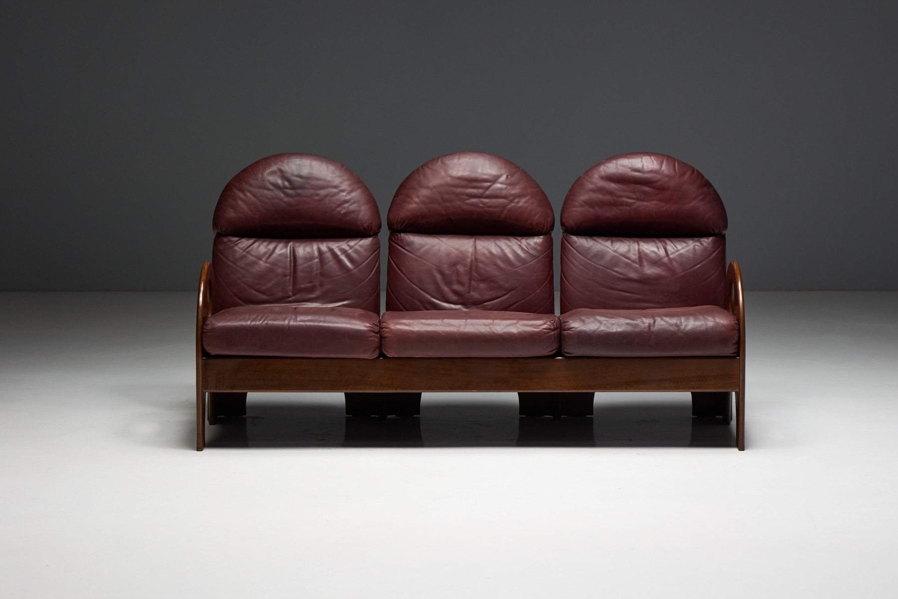 Vintage Italian Arcata three seater sofa by Gae Aulenti