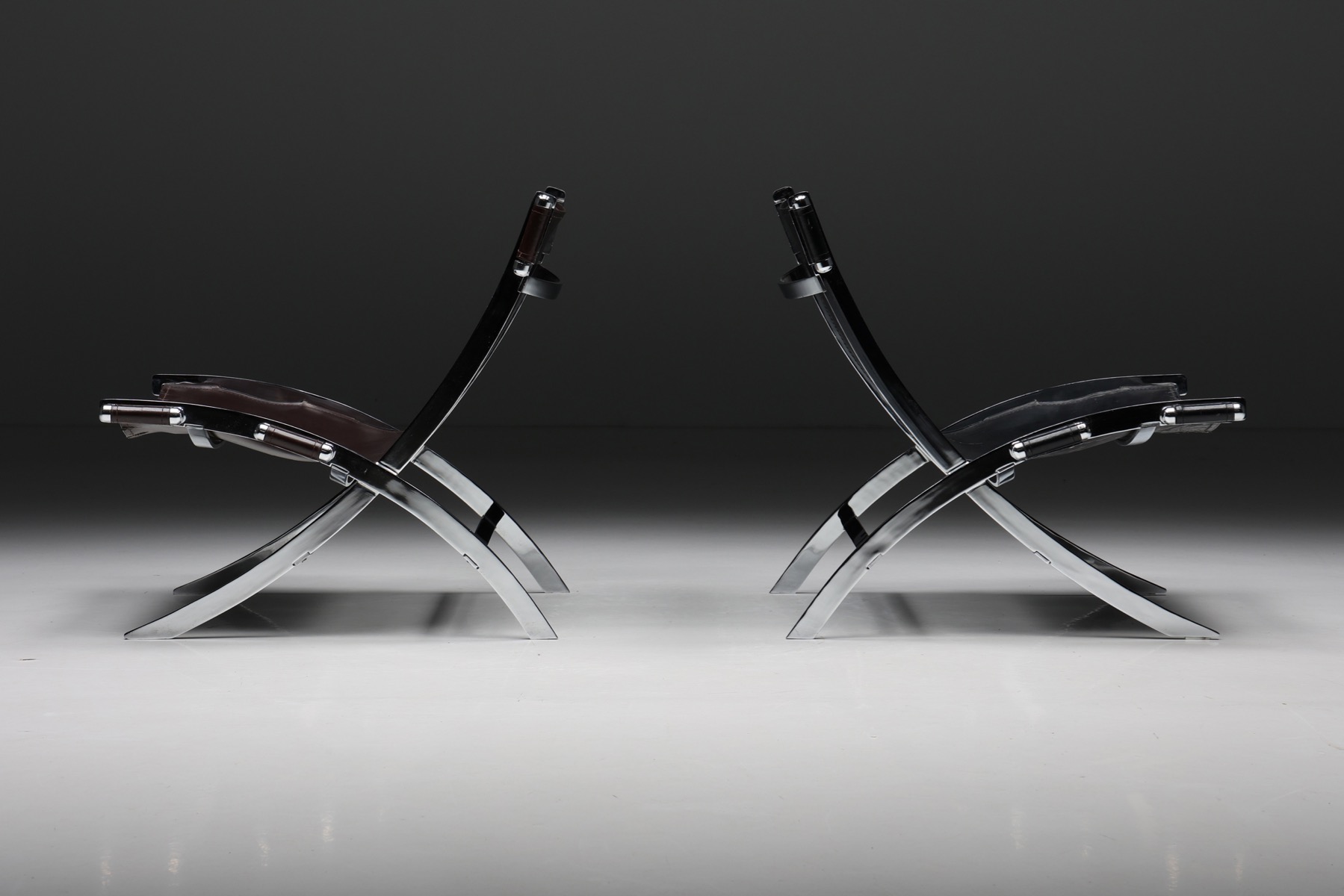 Luxury leather scissor chair by Antonio Citterio for Flexform