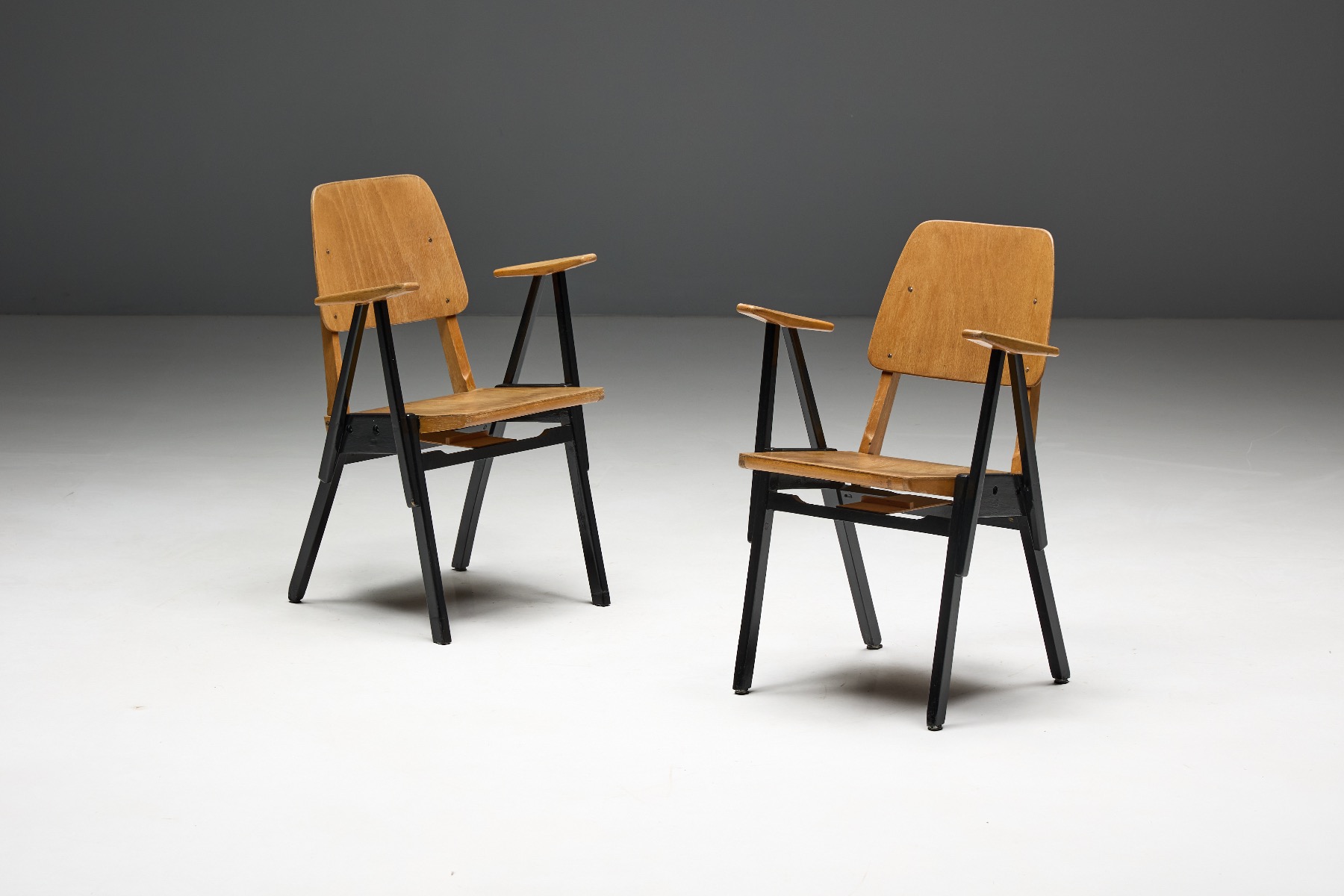 Minimalist Ermeloo Zwager armchair