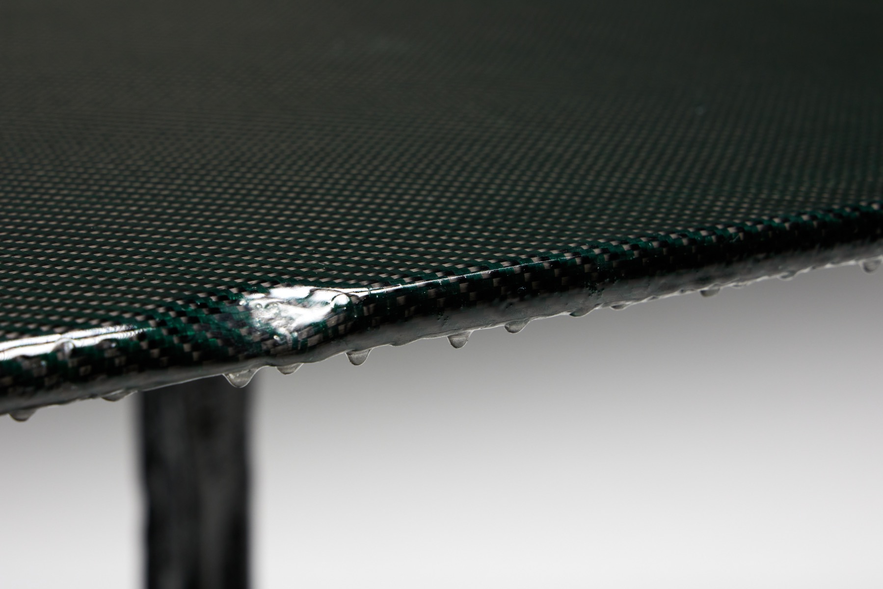 Premium carbon fibre table by Schimmel Schweikle design