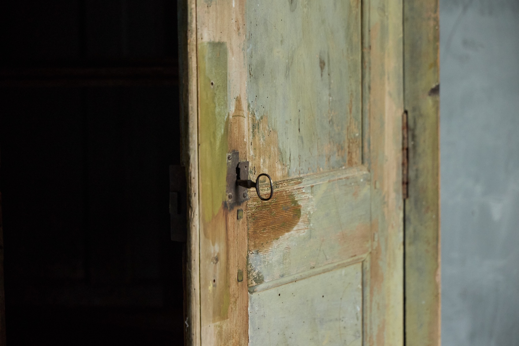 Traditional 19th century green farmhouse cabinet