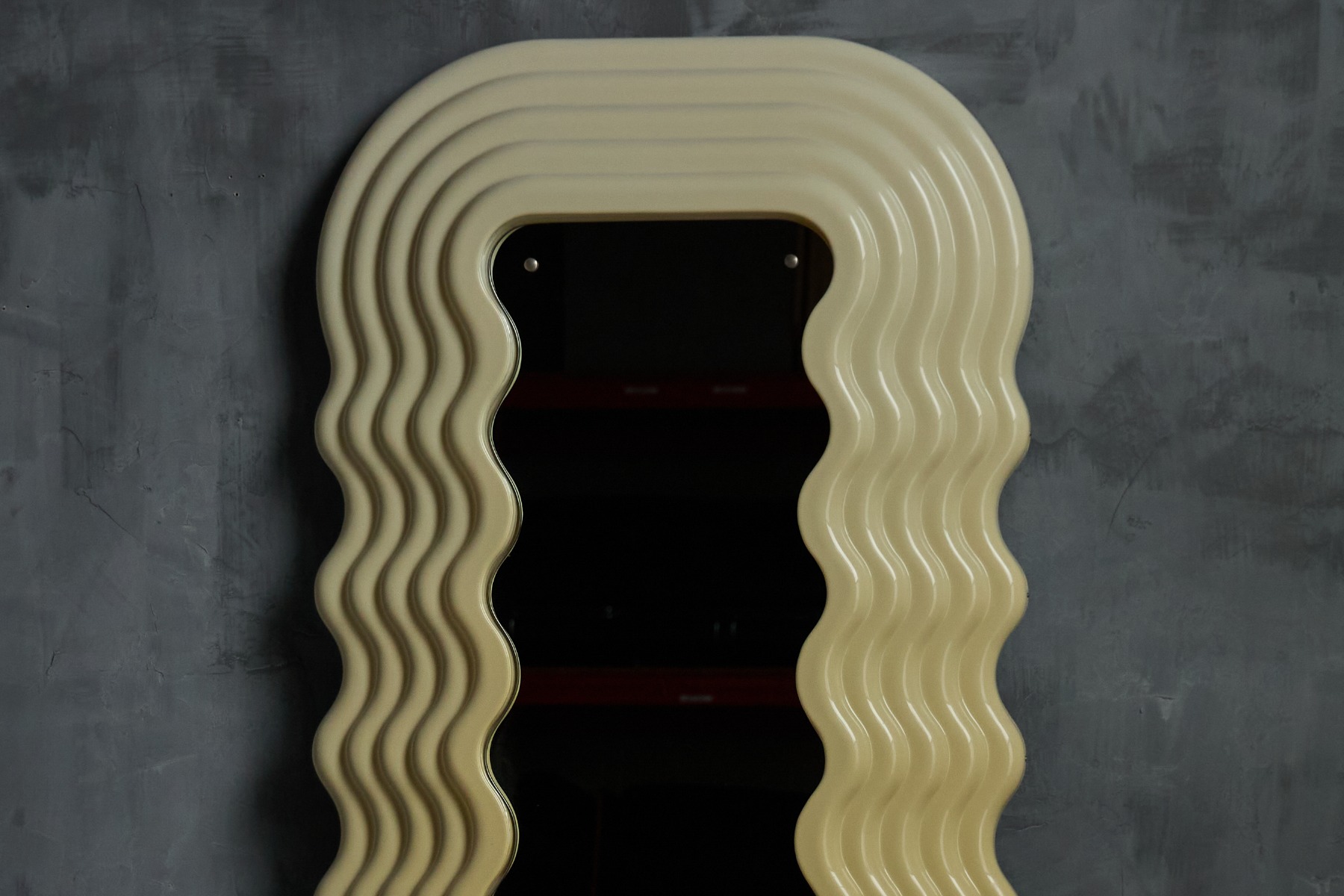 1970s Italian Ultrafragola mirror