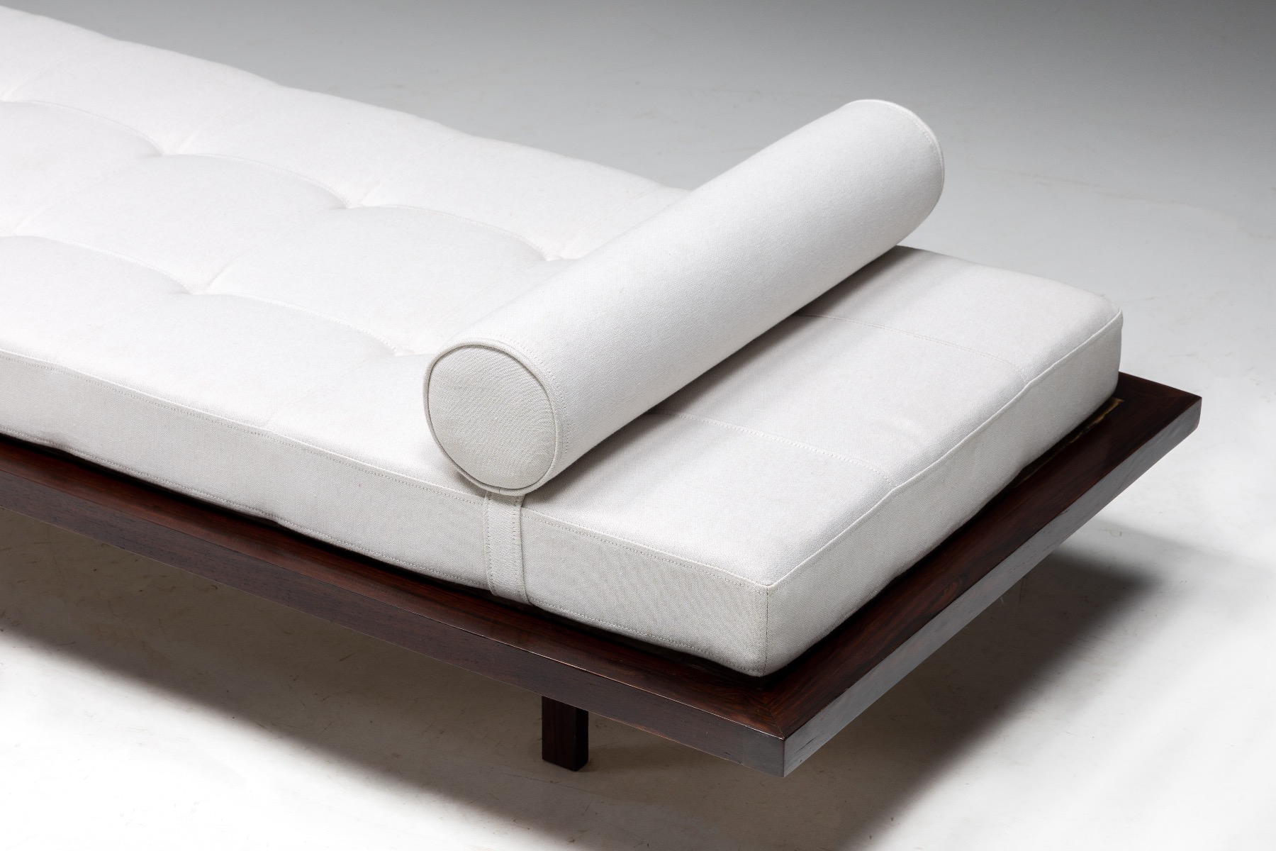 Rare Minimalist Daybed by Jorge Zalszupin - 1960s