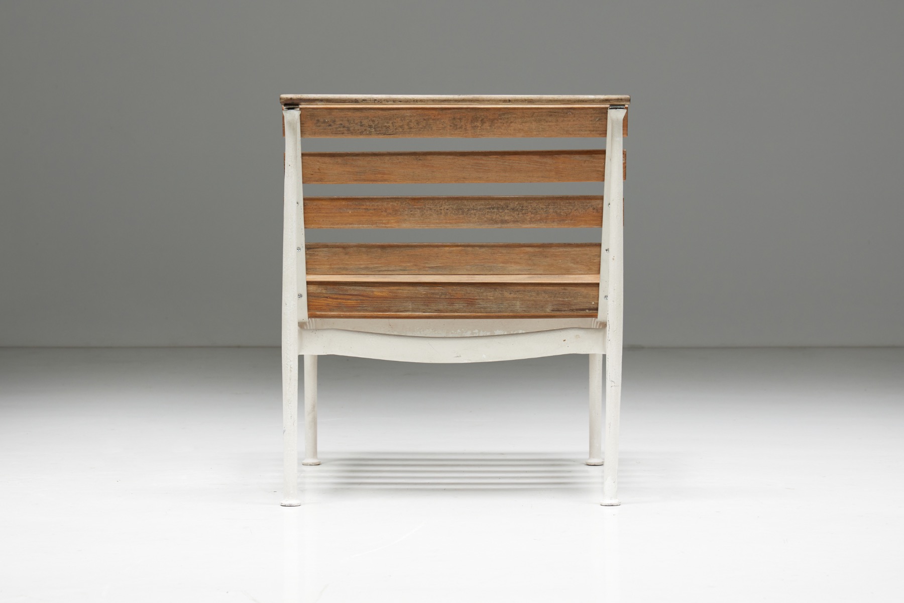 Refined mid century modern chaise seating