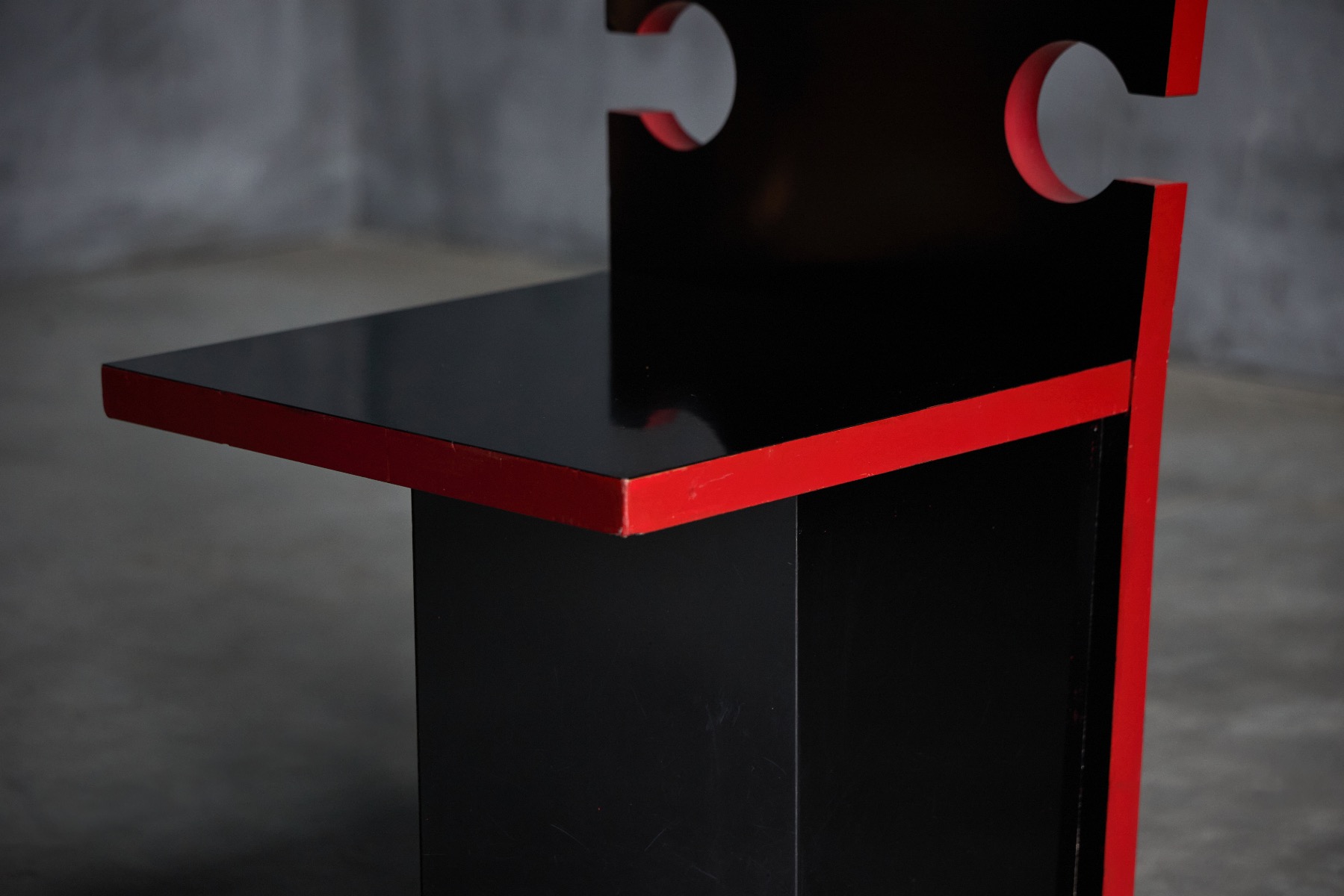Refined modernist chairs by Max Papiri