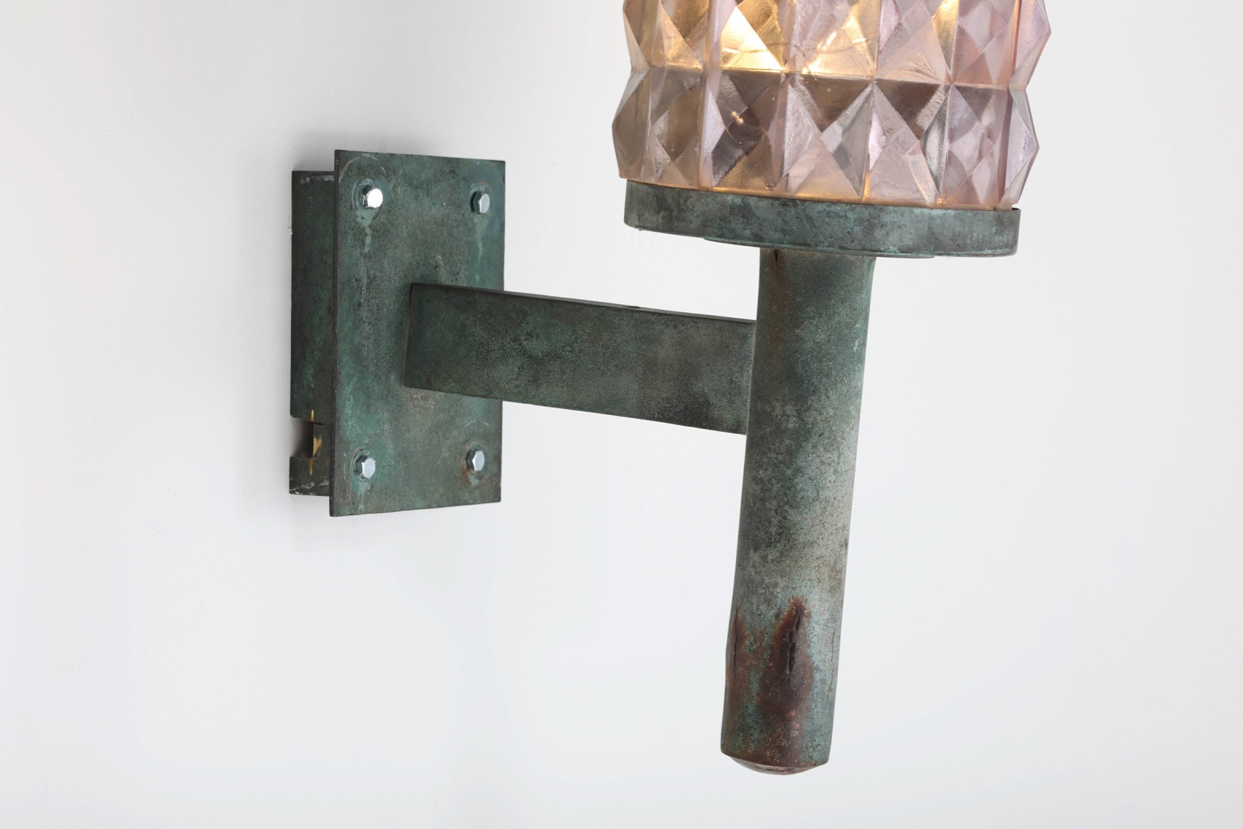 Classic art deco wall sconces lighting