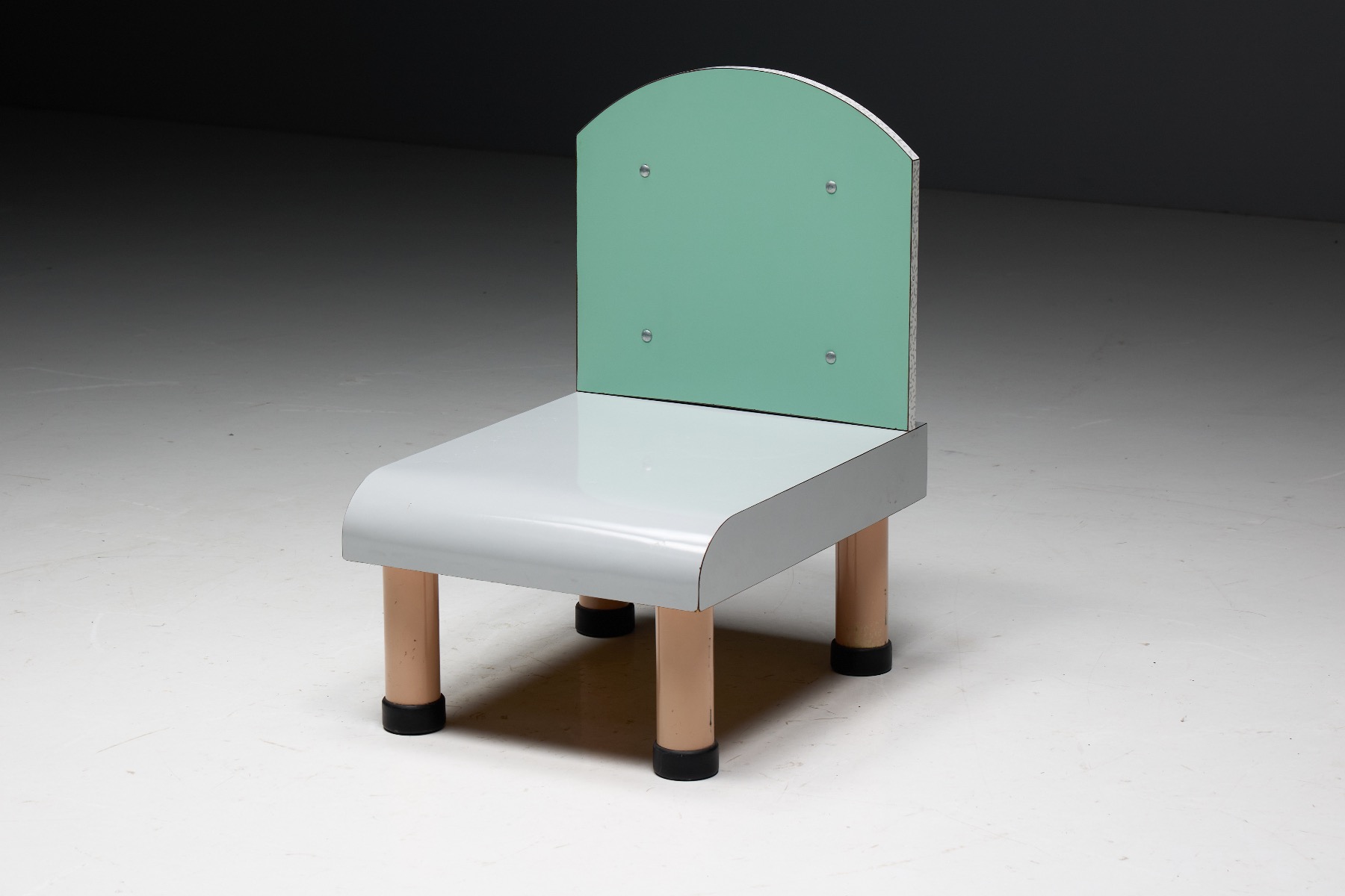 Design classic chair in the style of Ettore Sottsass
