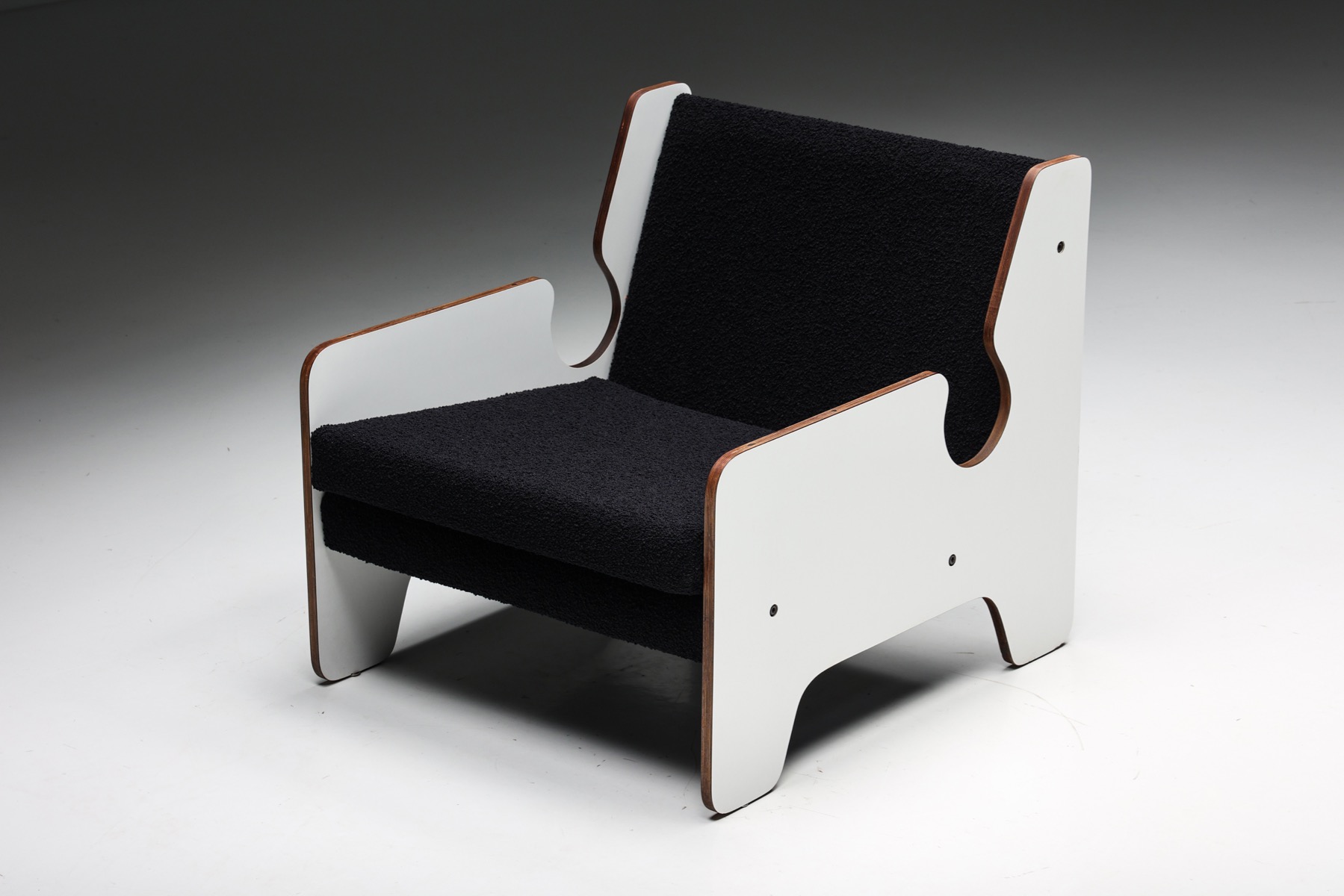 Contemporary style black and white lounge chair in postmodern design