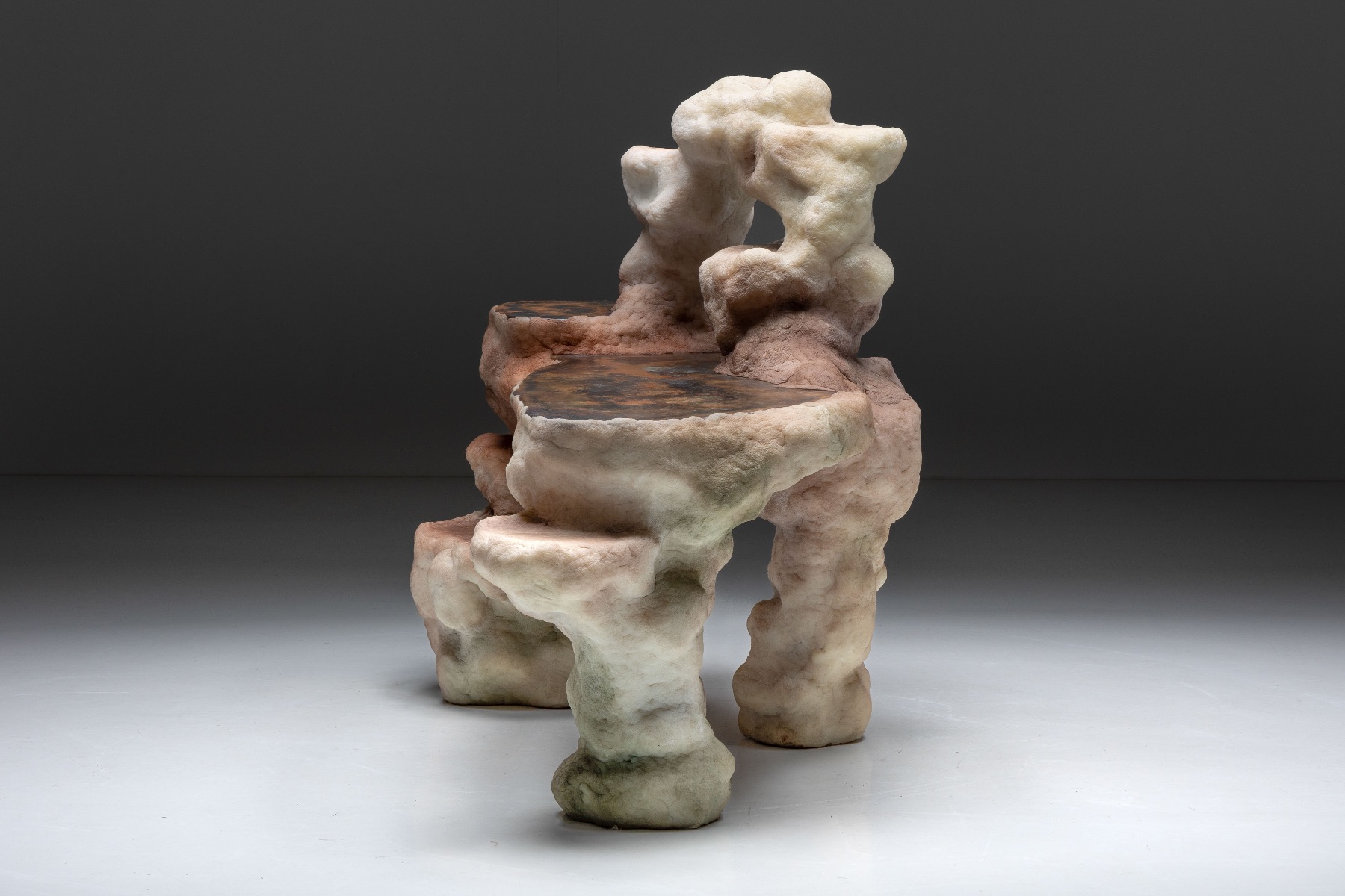 Design desk and chair by Elissa Lacoste lithic