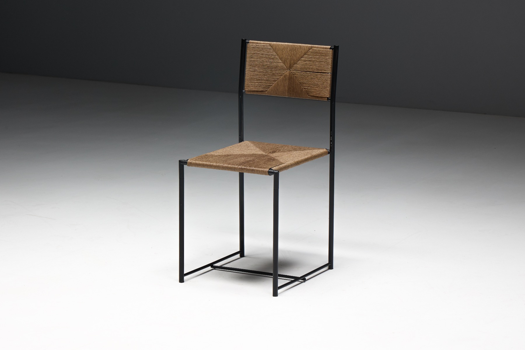 Iconic 1980s dining chair by Alias