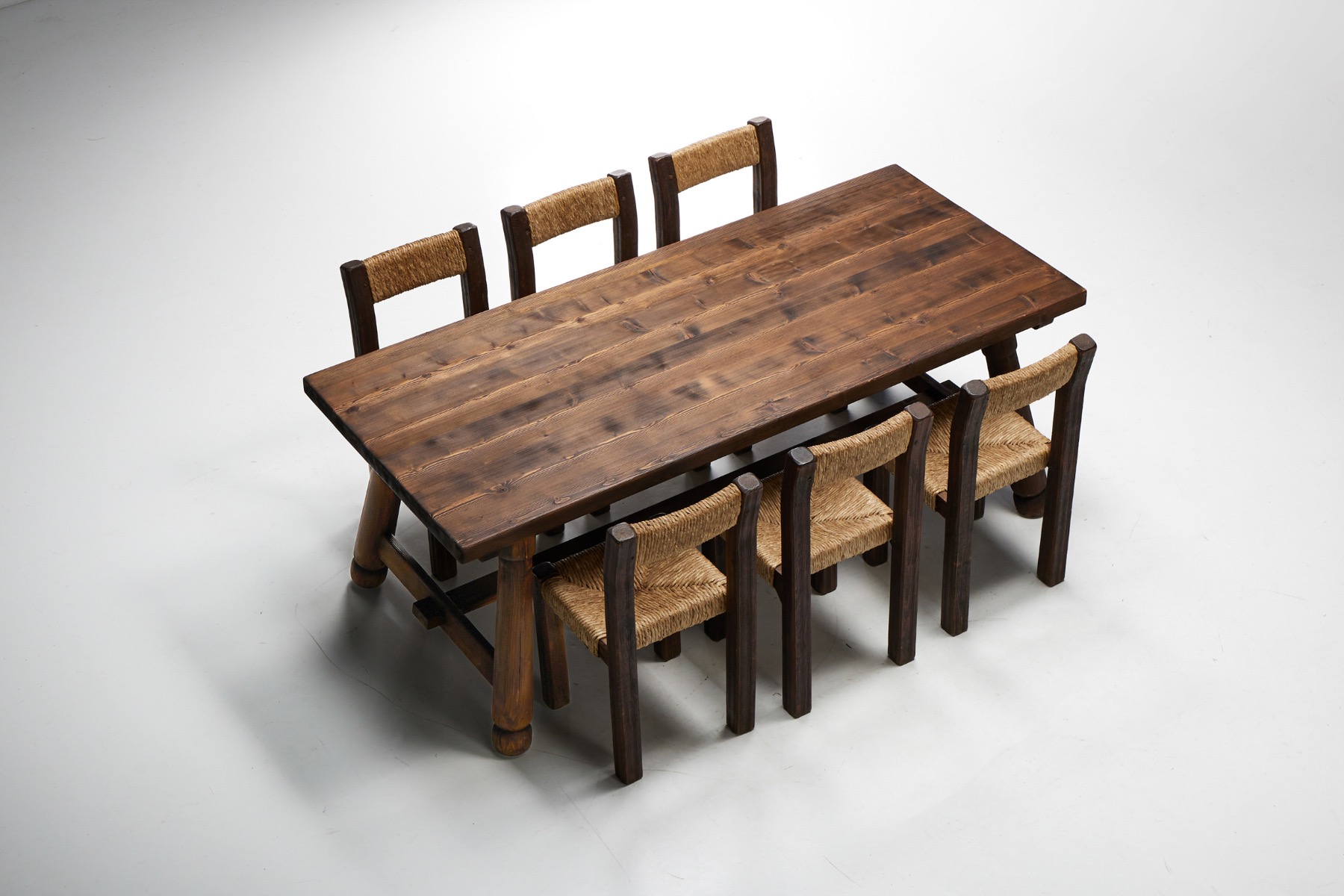 Historic French travail populaire dining table