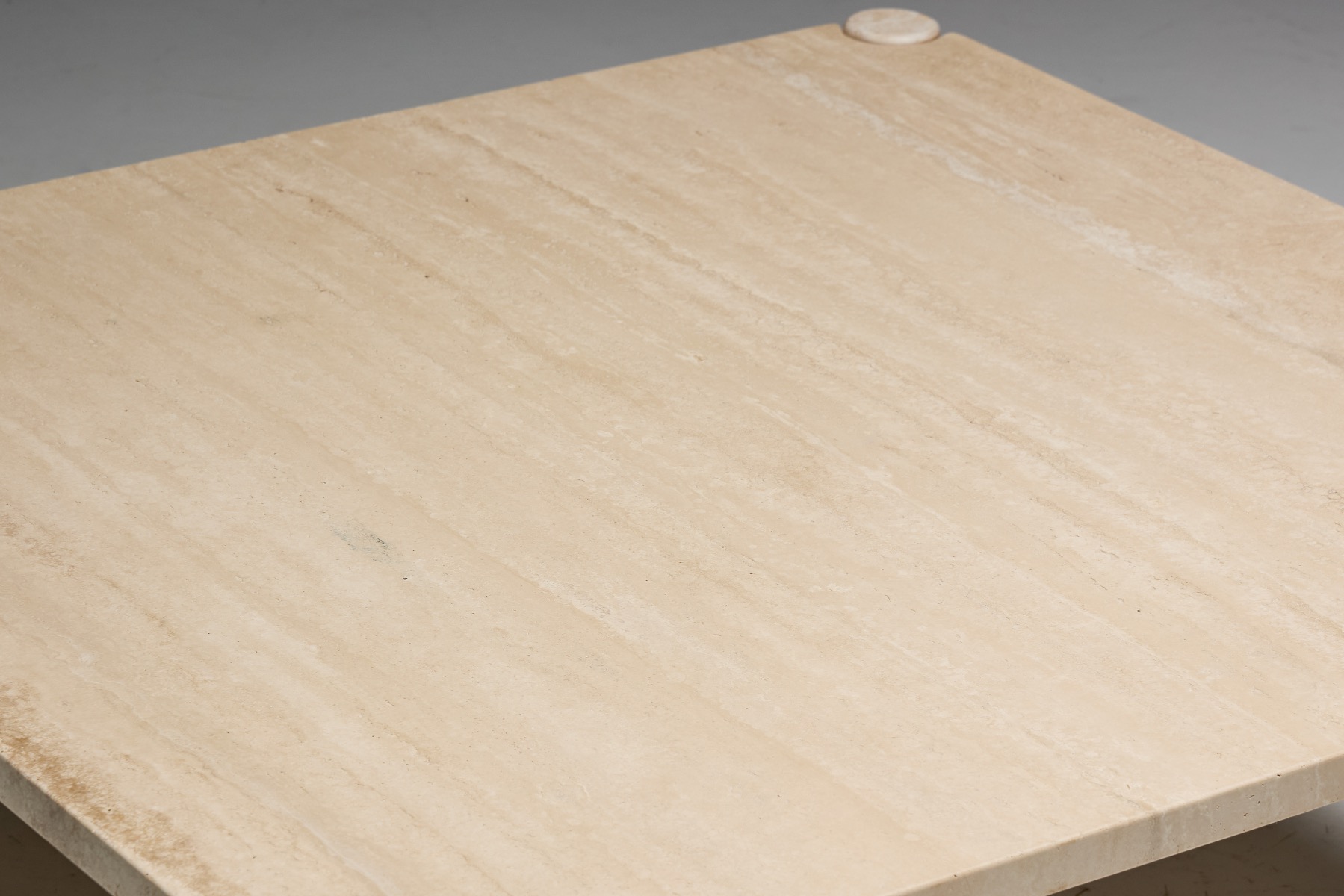 Knoll coffee table by Gae Aulenti