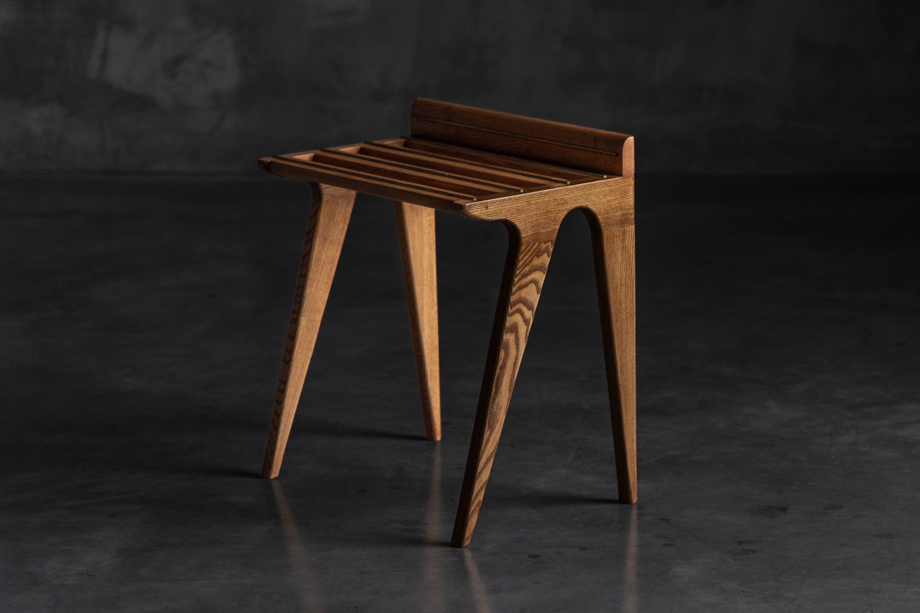 Italian design luggage rack from the 1950s by Gio Ponti