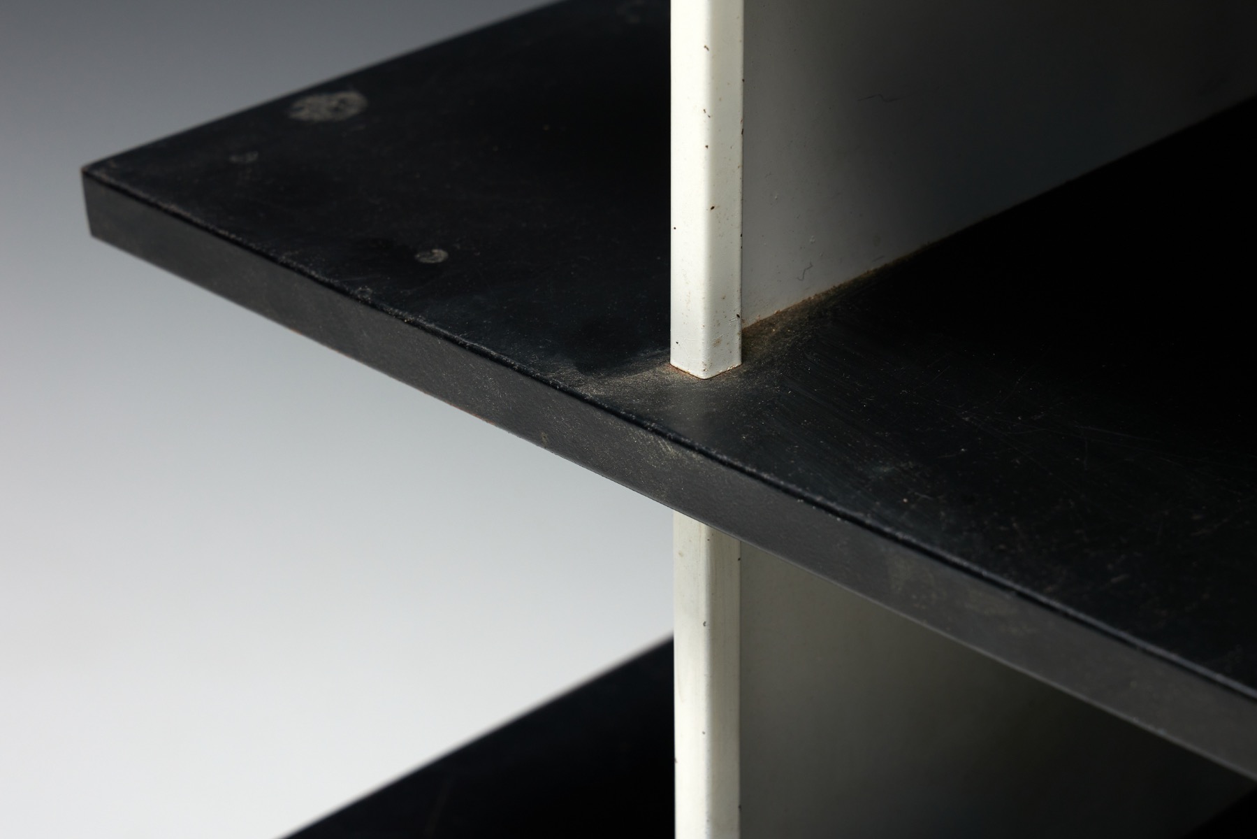 Minimalist industrial room divider by Wim Rietveld