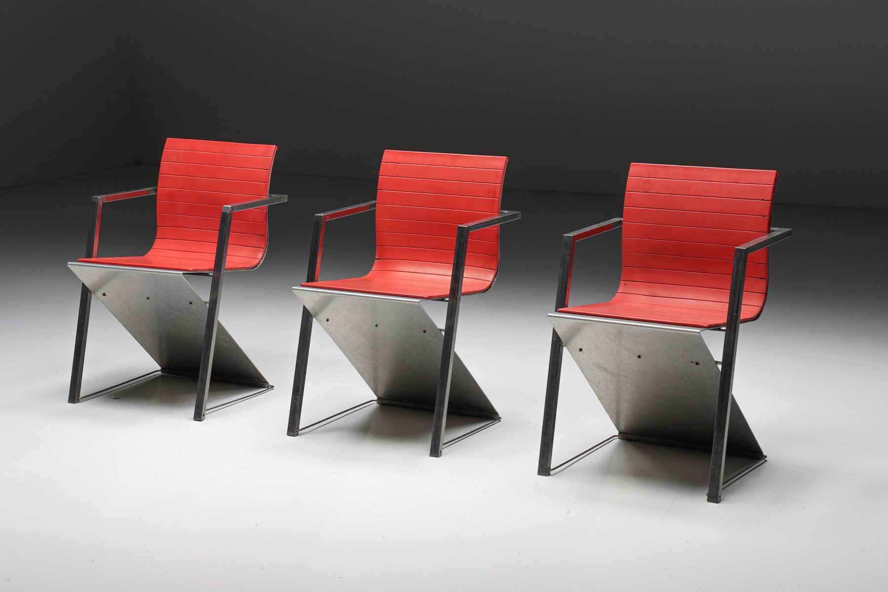 Timeless design chair Casino Model D8