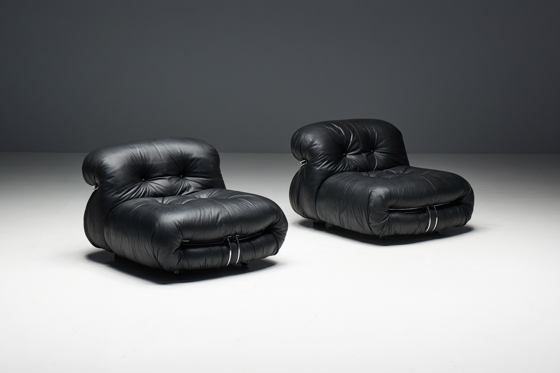 Tufted Soriana lounge chairs 1970s