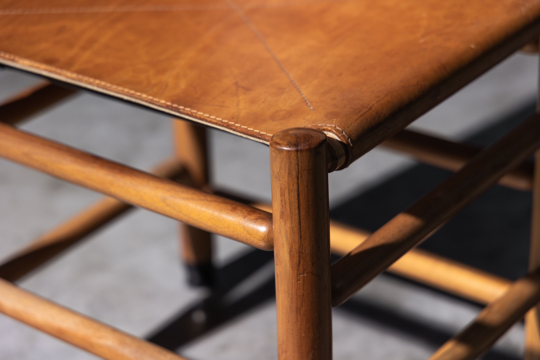 Iconic 1980s Kentucky chair designed by Carlo Scarpa