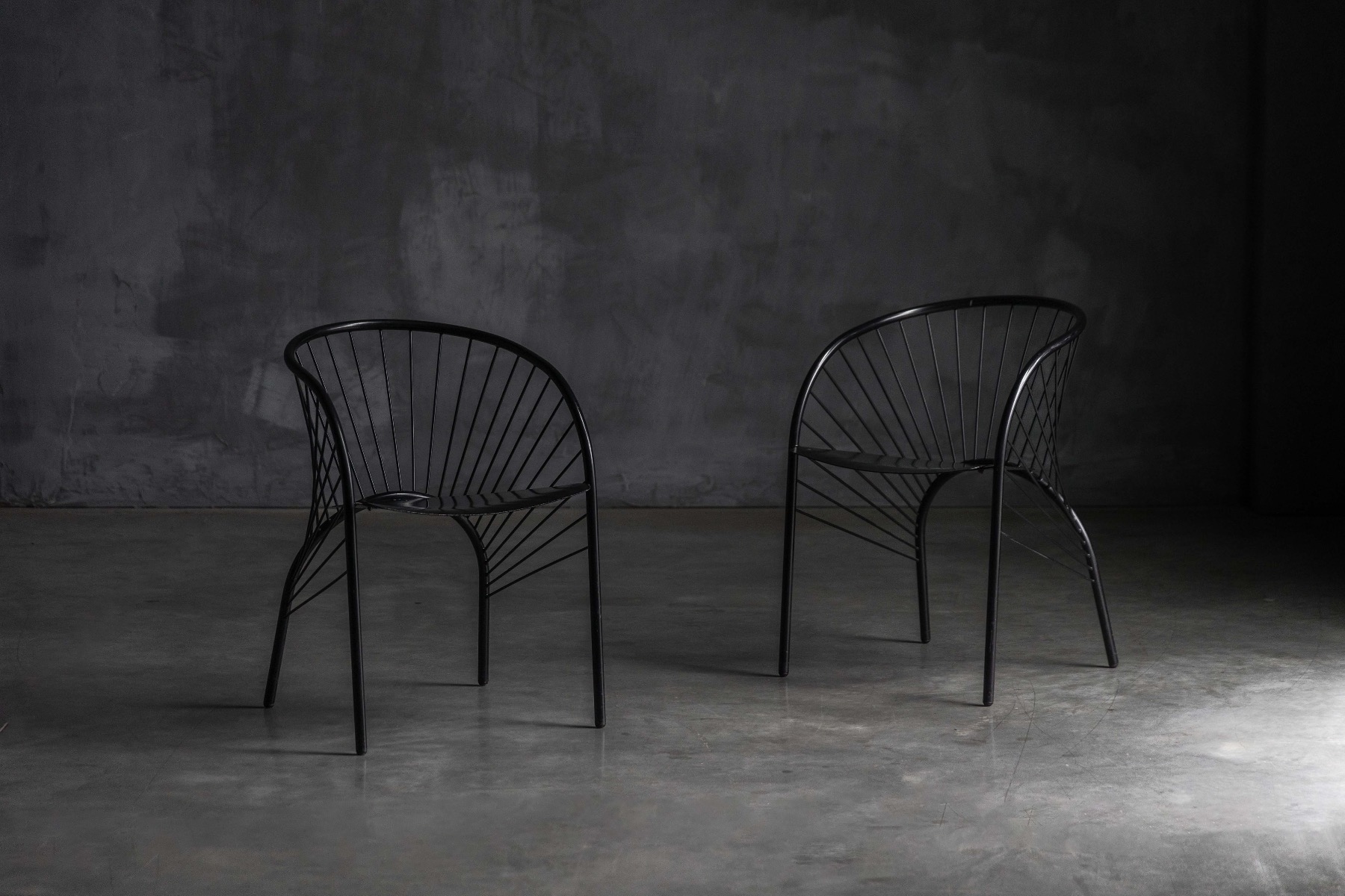 Sculptural dining chair by Paolo Pallucco