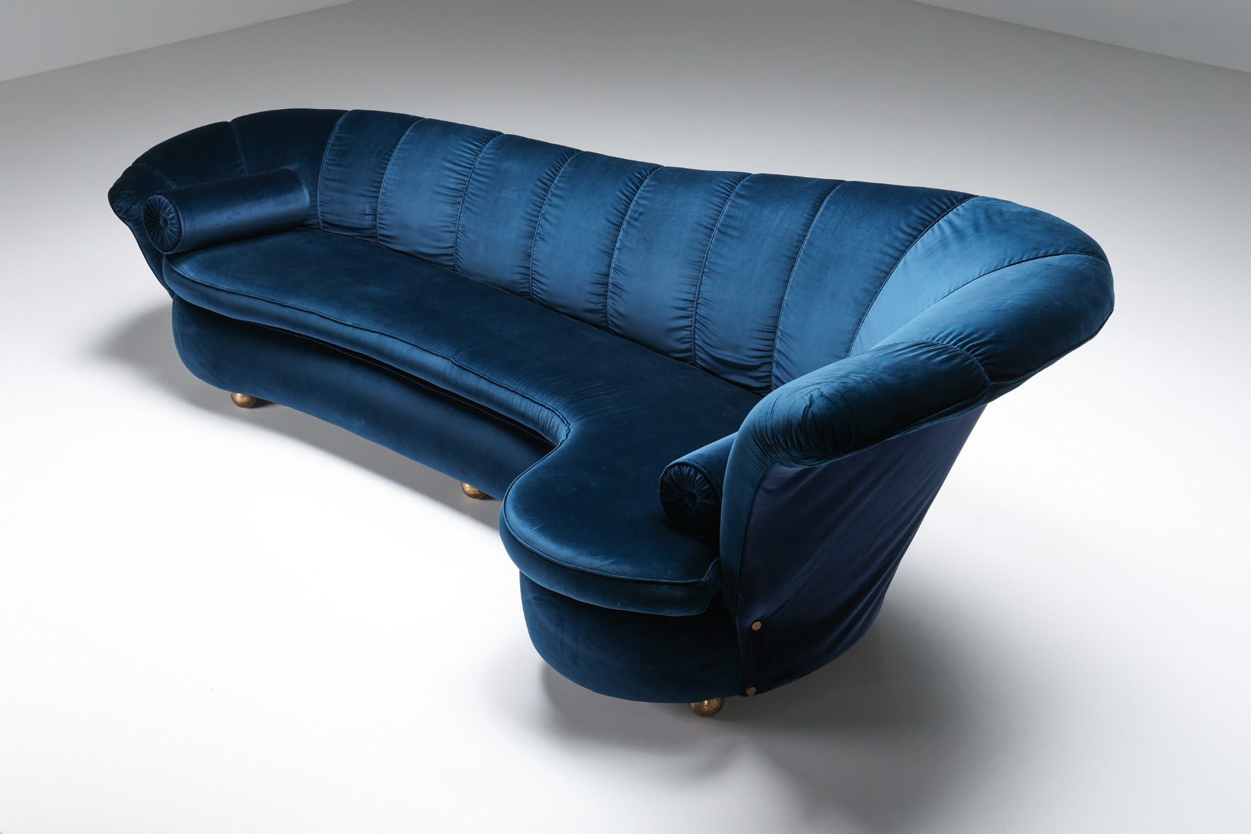 Collectible Hollywood Regency curved sofa from the 1970s