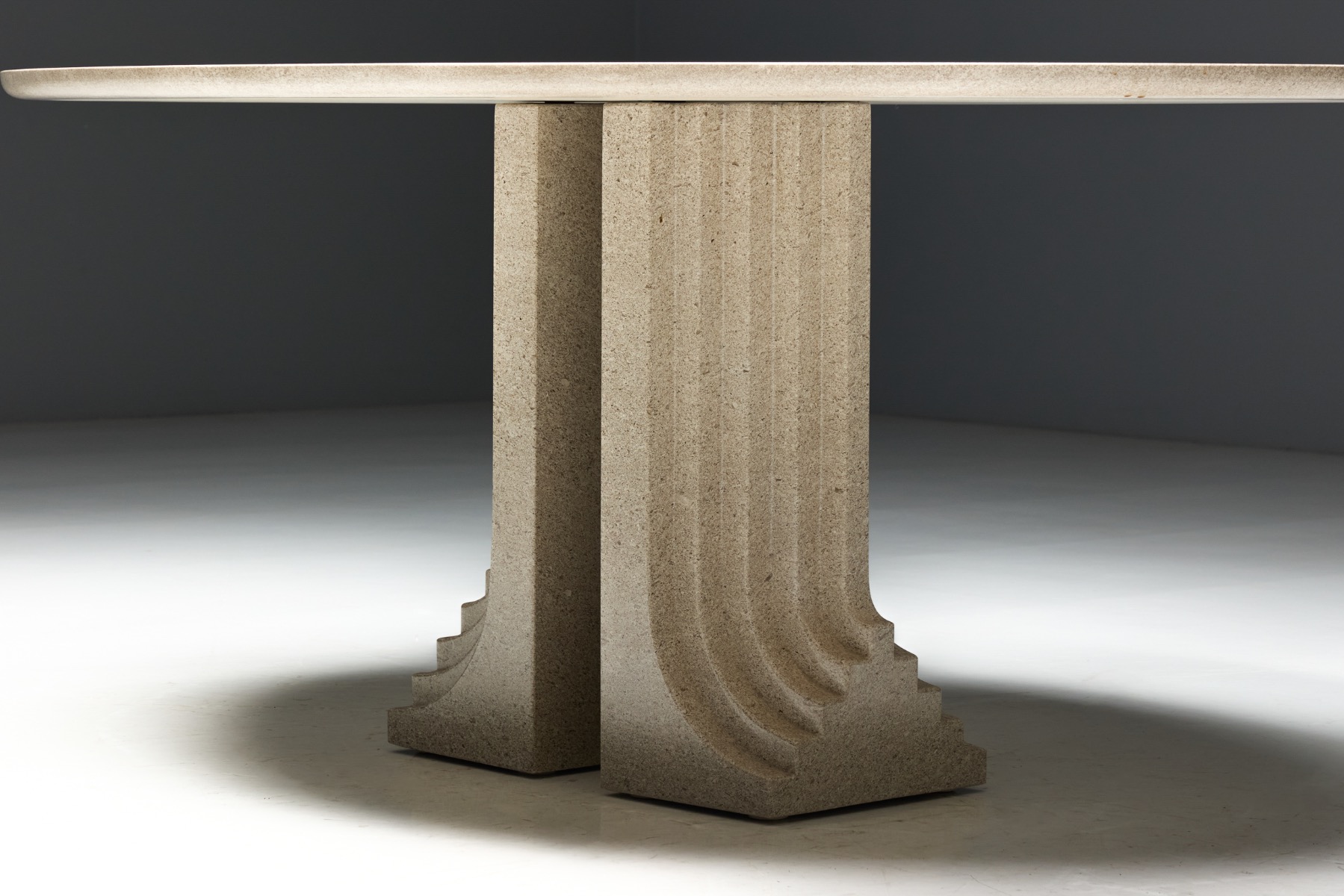 Collectible Samo dining table by Carlo Scarpa