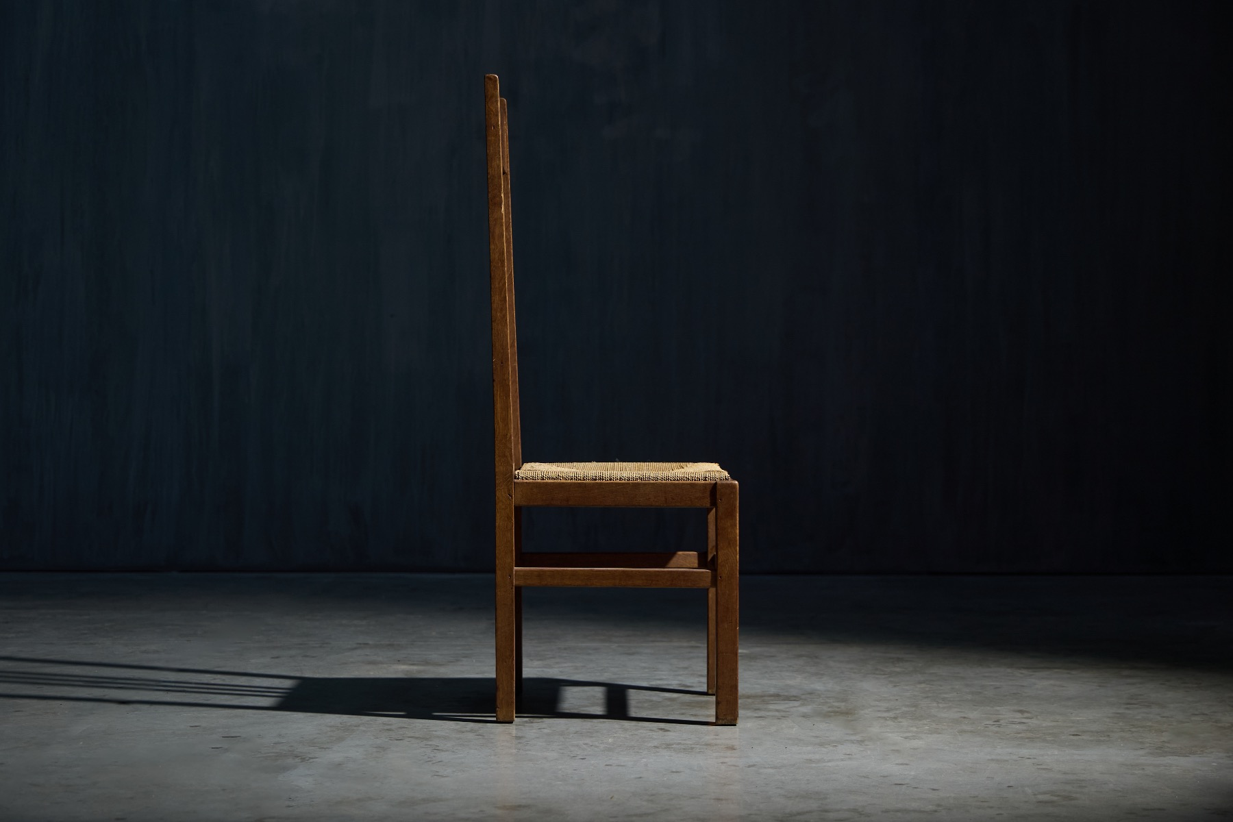 Premium Dutch high back seating with cord detail
