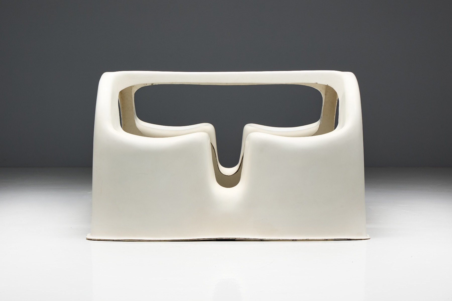 Sculptural Auberge seating group by Gunter Beltzig