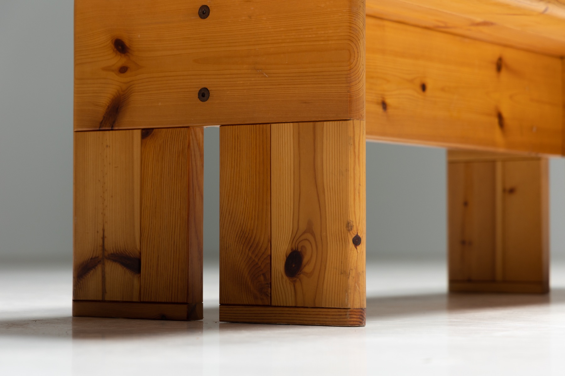 Timeless pine bench by Silvio Coppola design