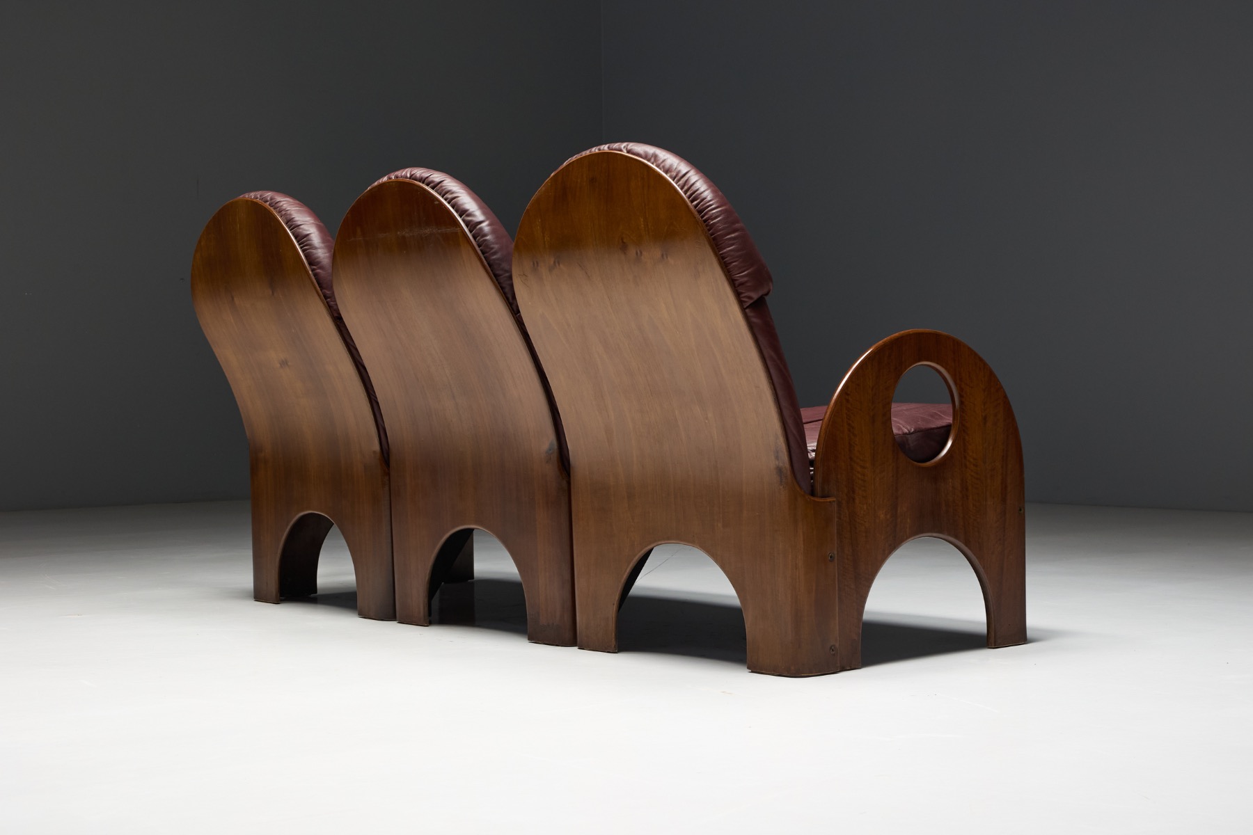 Three seater Arcata sofa designed in Italy in 1968