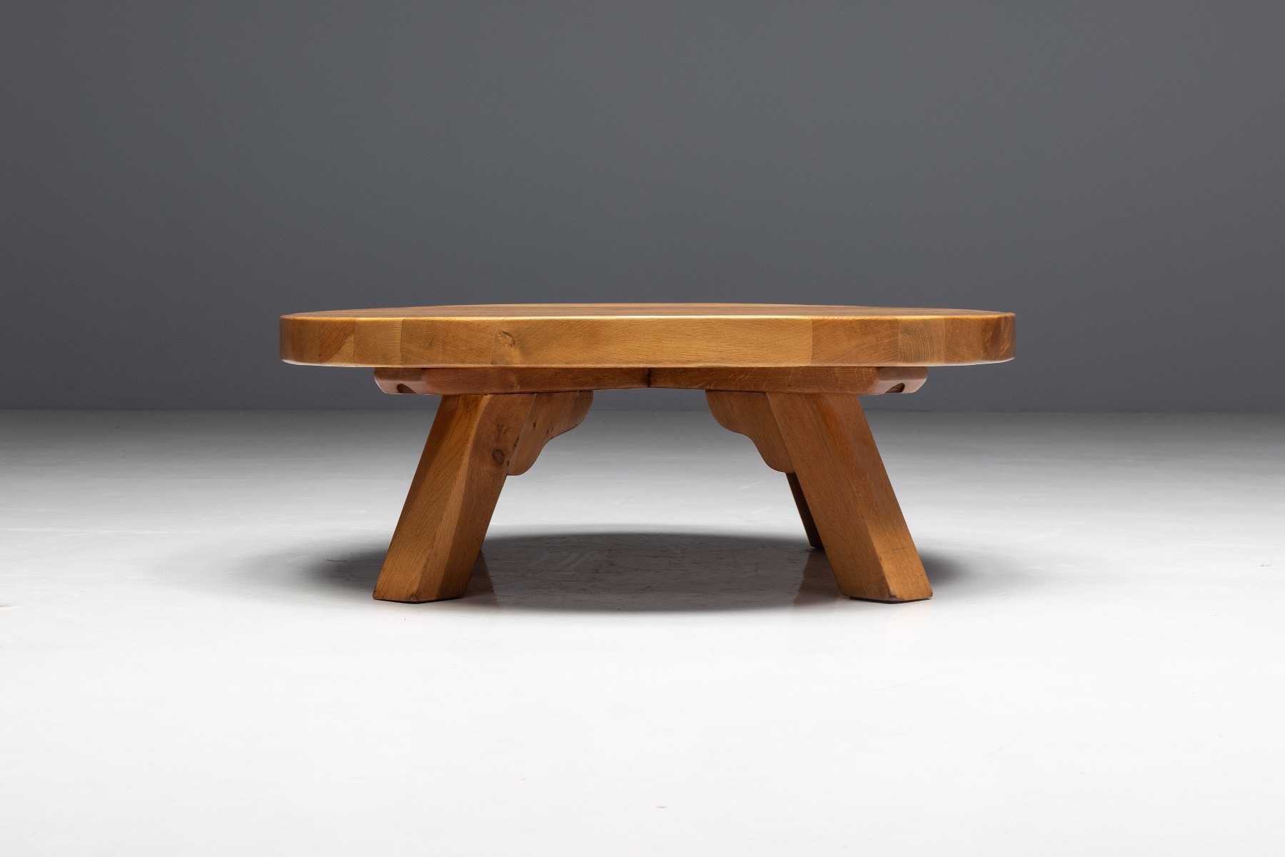 Classic brutalist oak round coffee table from the mid century