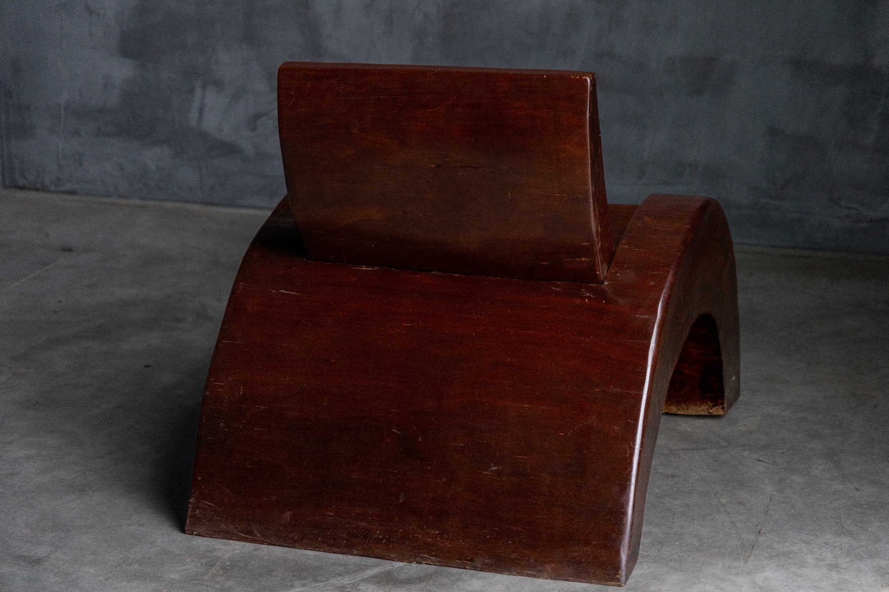 Architectural wooden lounge chairs from Brazil
