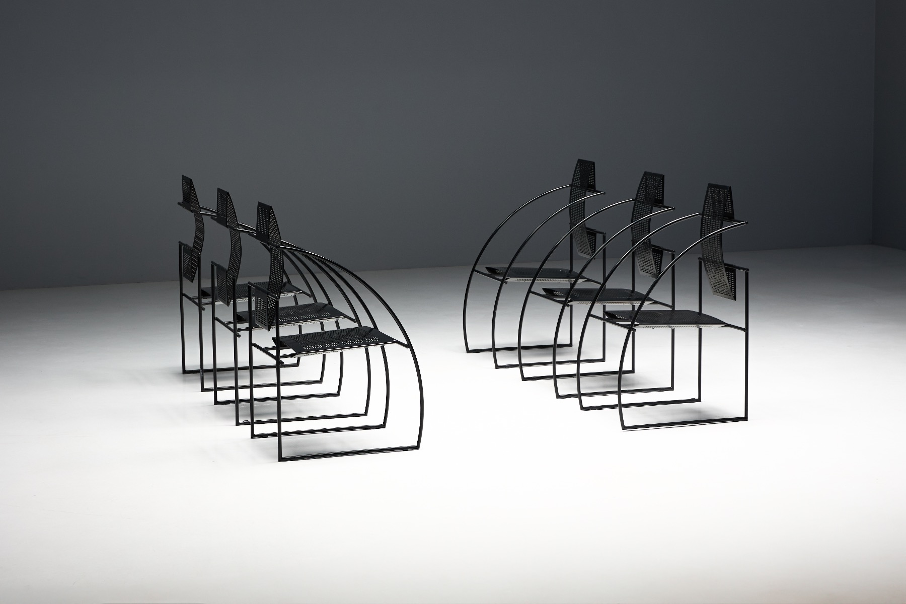 Late 20th century Quinta chair with architectural form