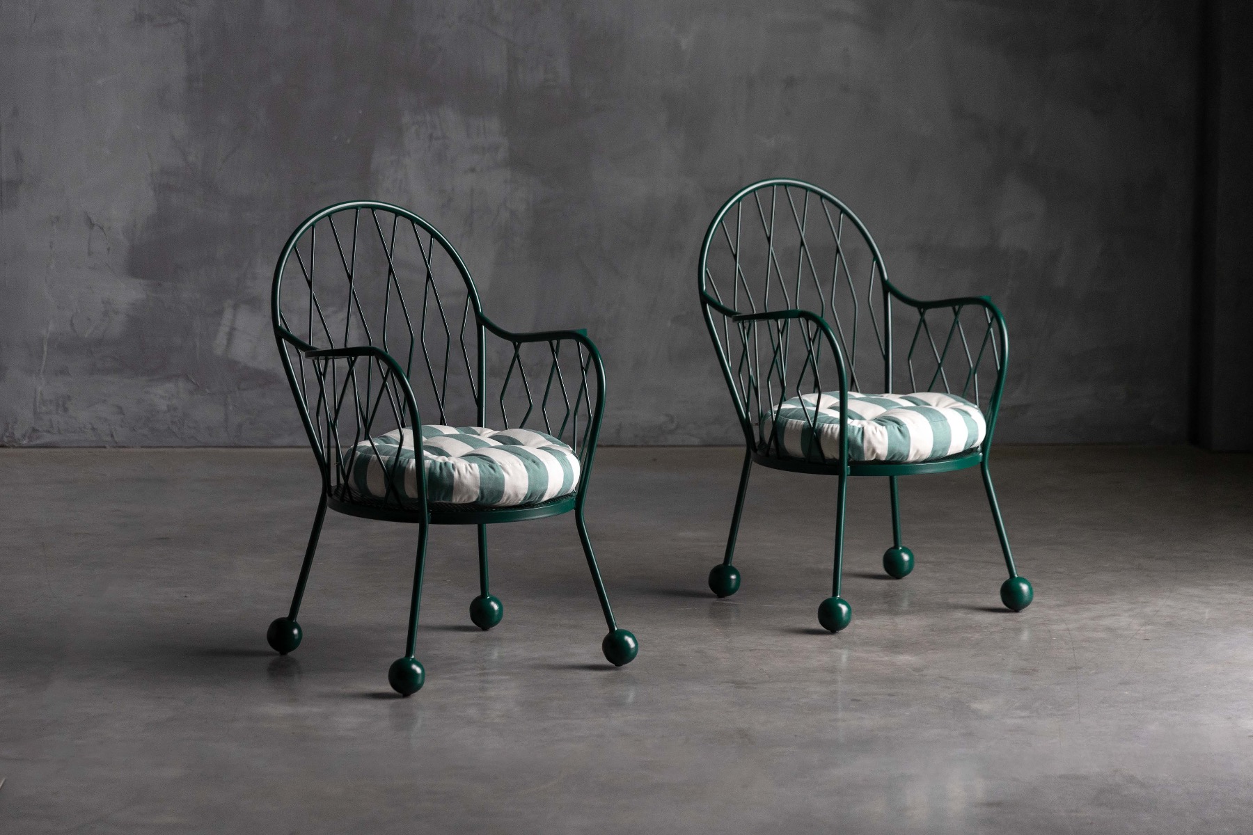 Garden armchair with organic sculptural silhouette