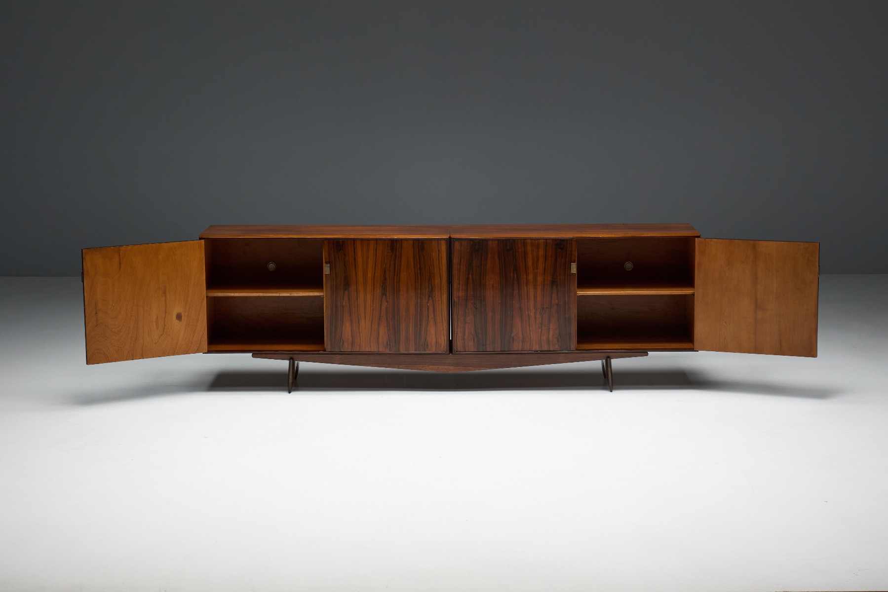 Minimalist sideboard by Carlo Hauner