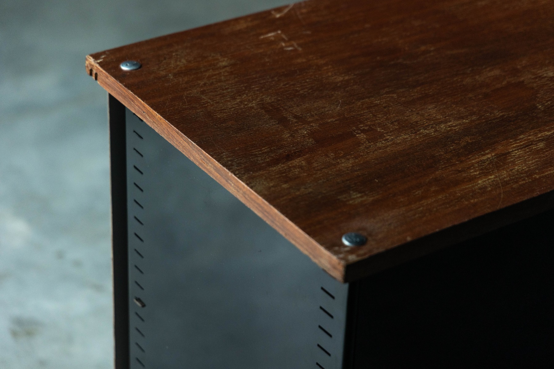 Design classic Bloc cabinet by Perriand