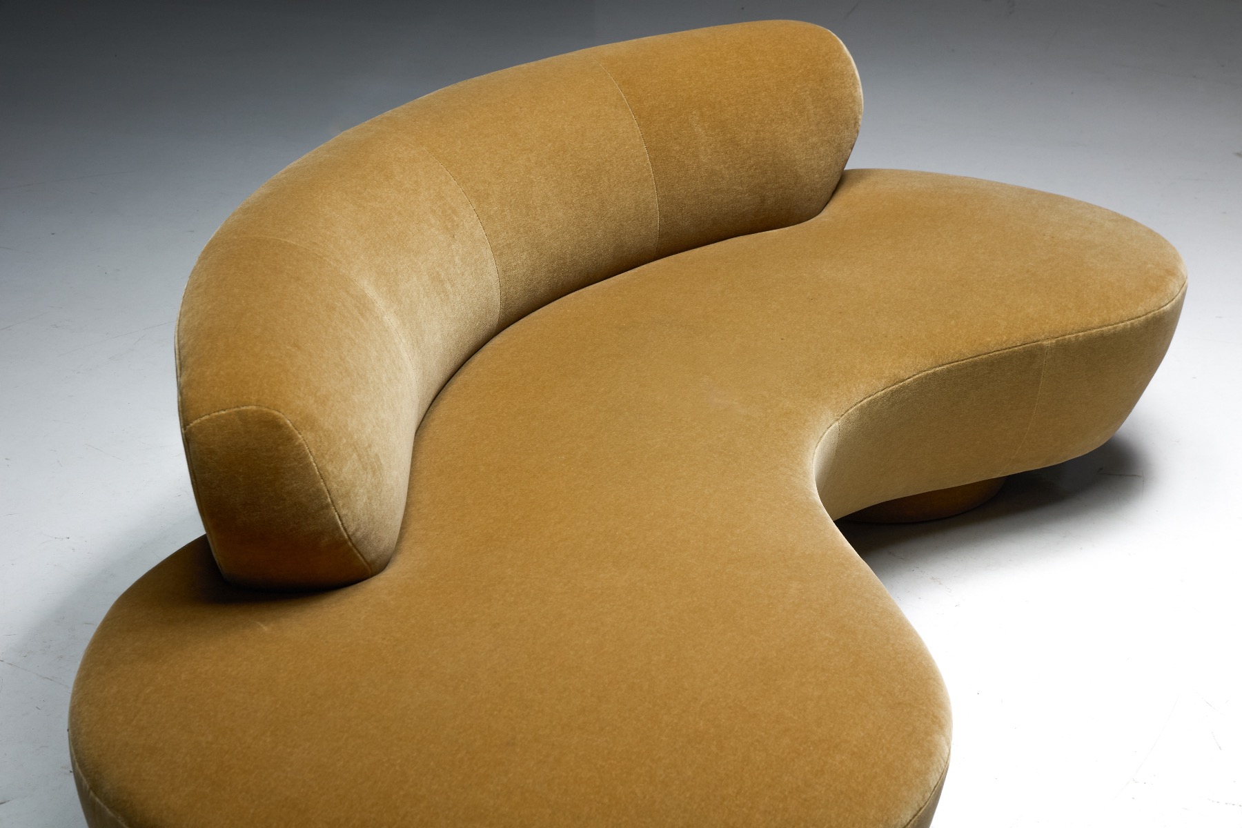 Modernist Serpentine sofa with iconic silhouette