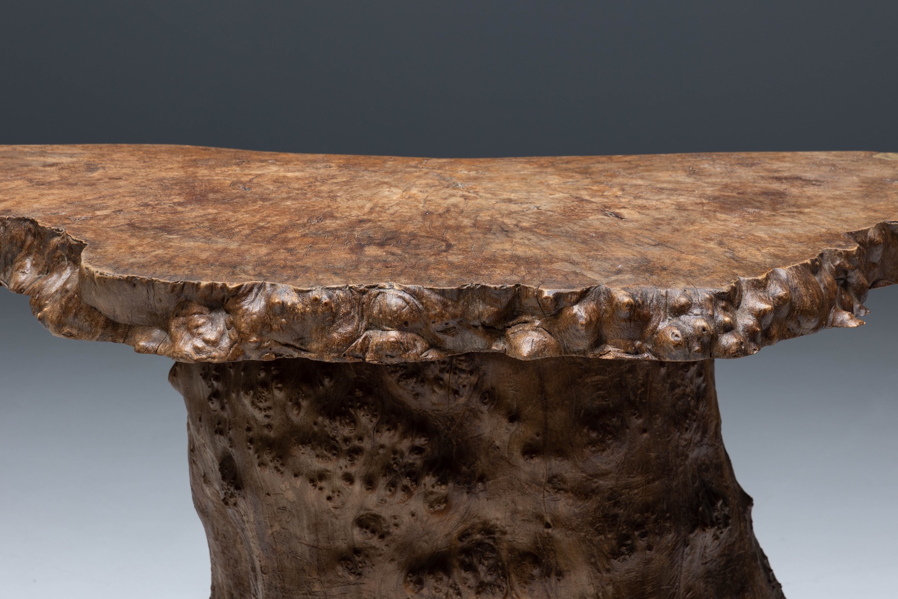 Sculptural monoxylite bar set in vintage style
