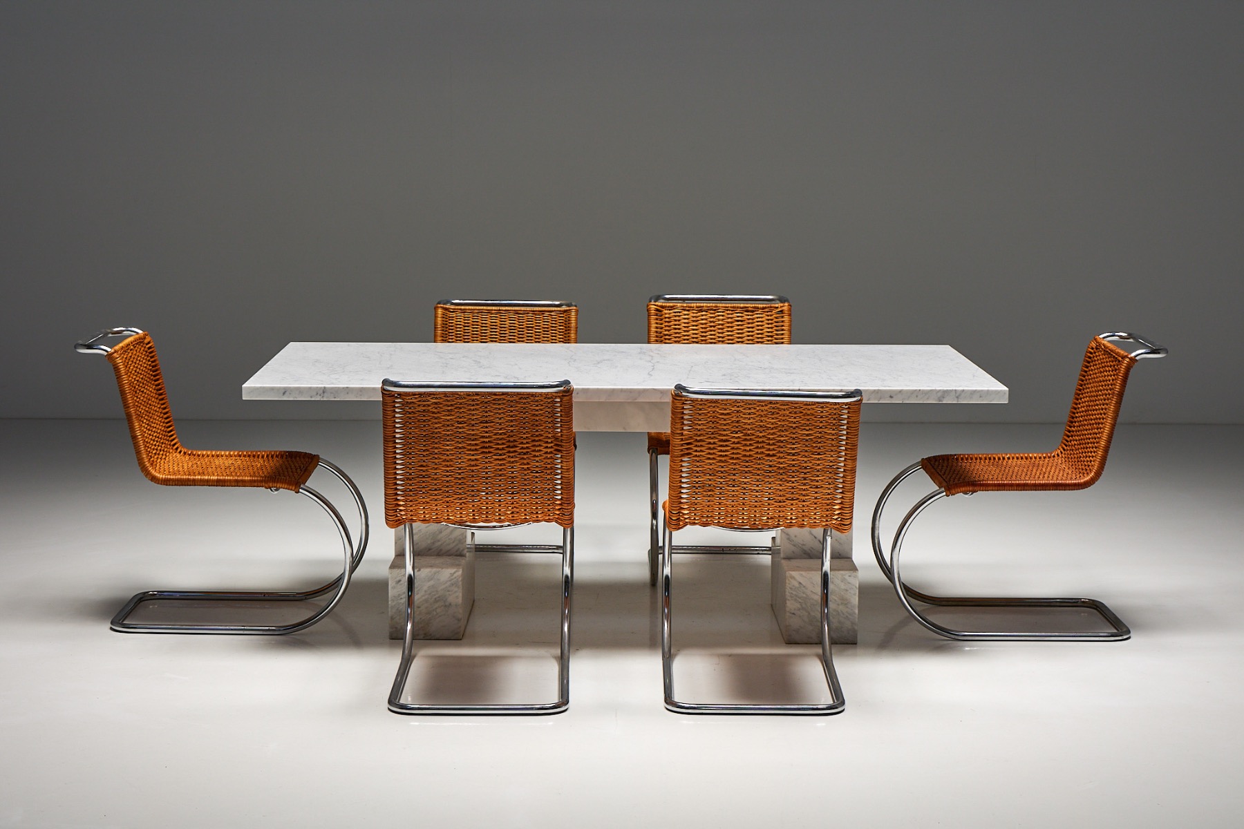 Solid stone table in Carrara marble from the 1970s
