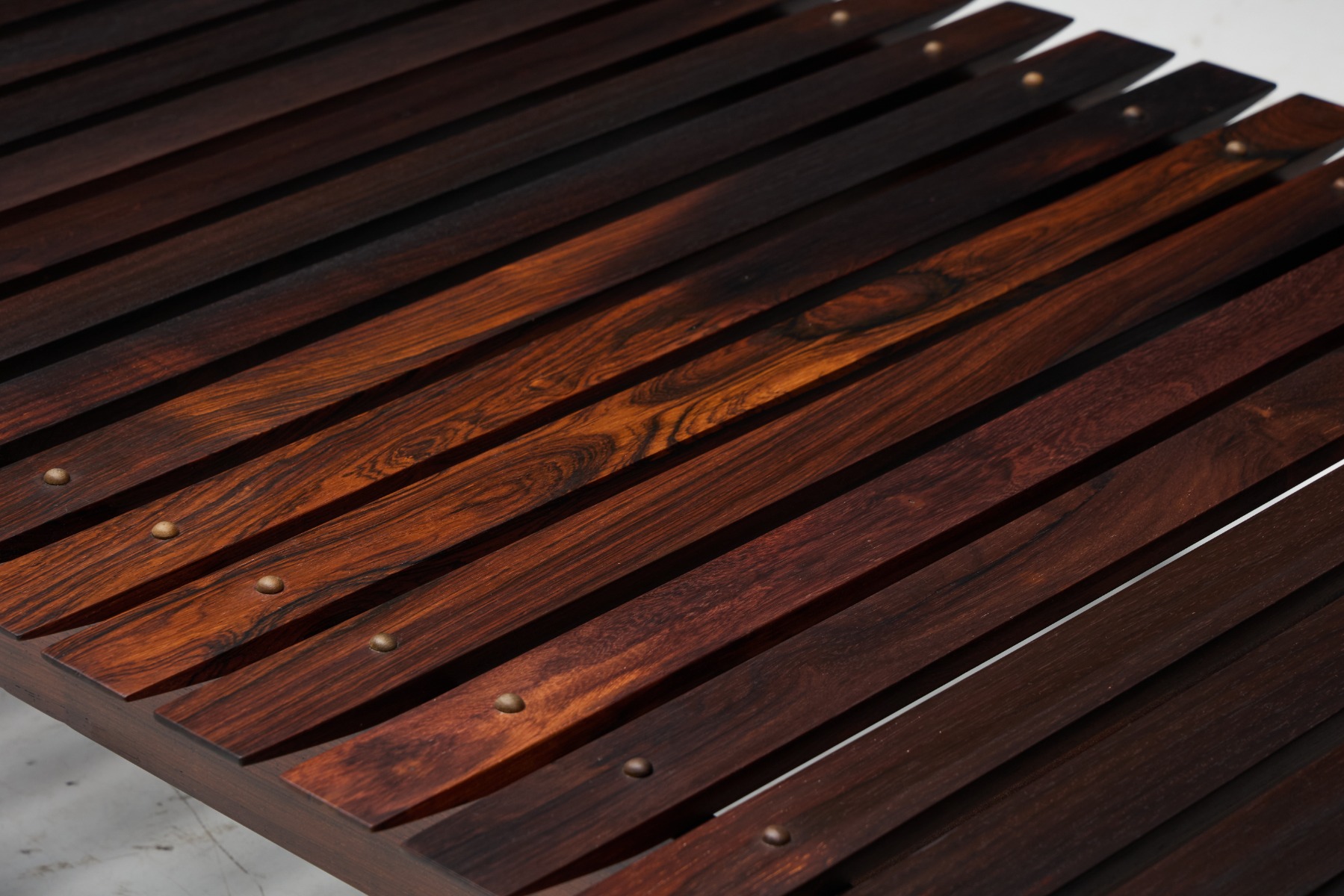 Premium wooden bench from the Mucki collection