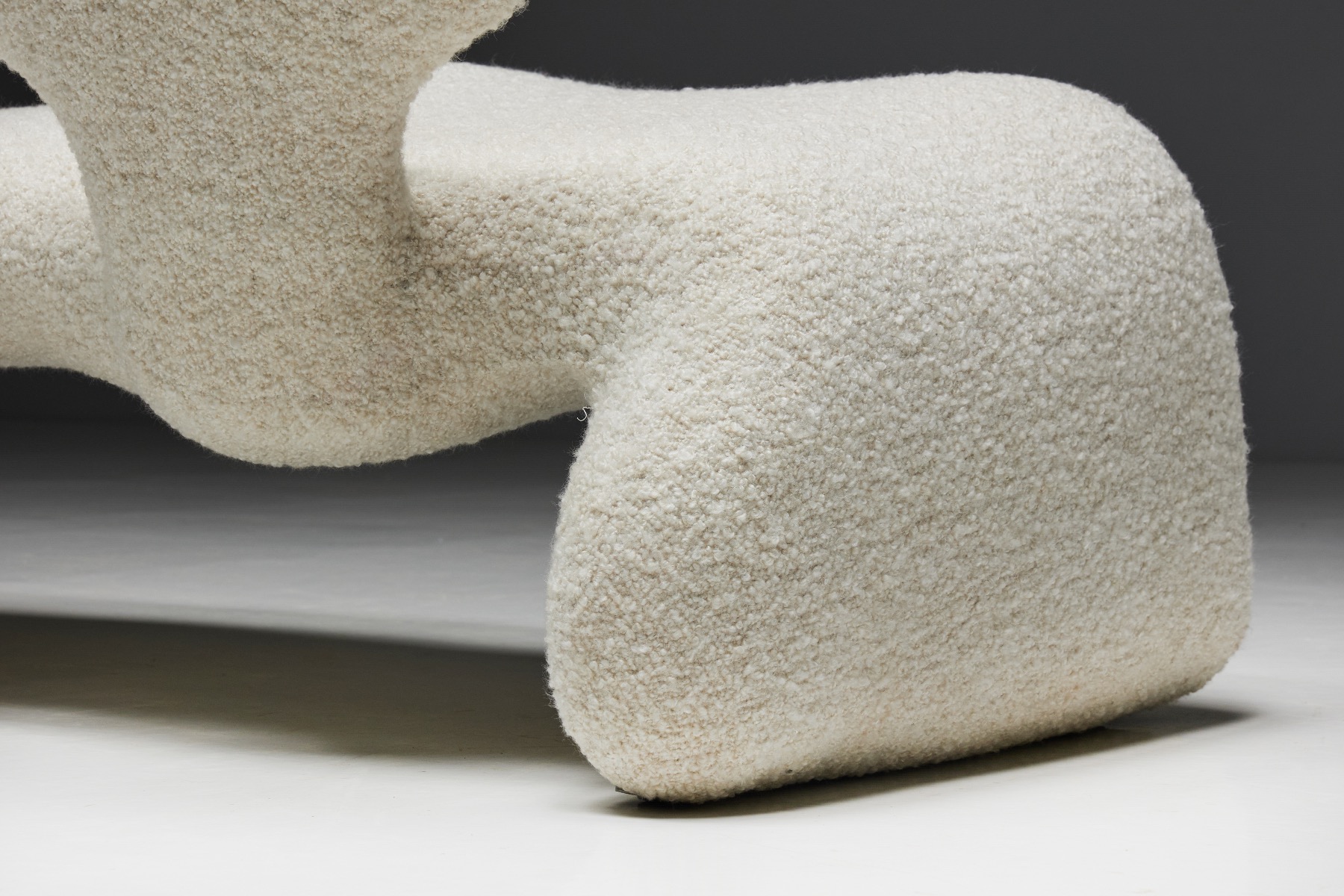 Airborne 1960s Djinn seating
