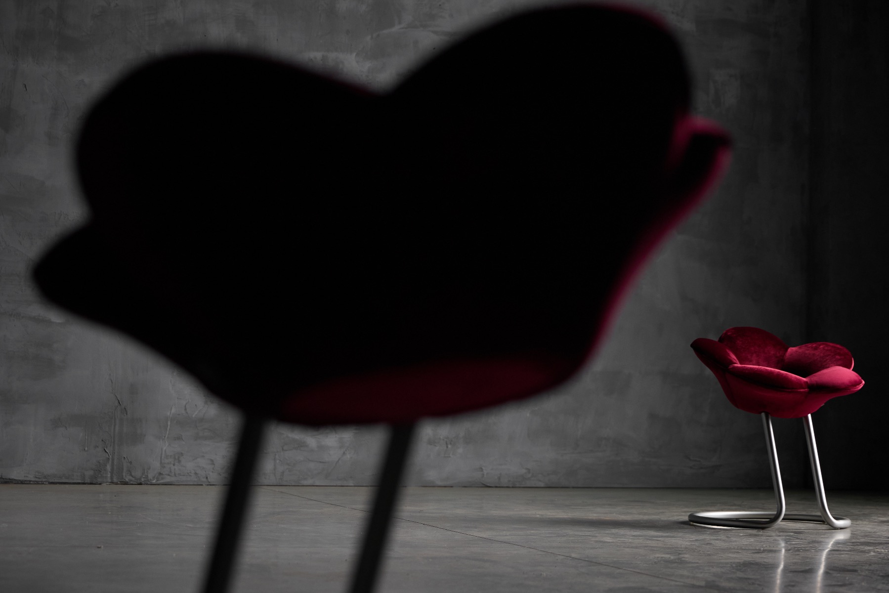 Premium flower stool from the Soshun collection